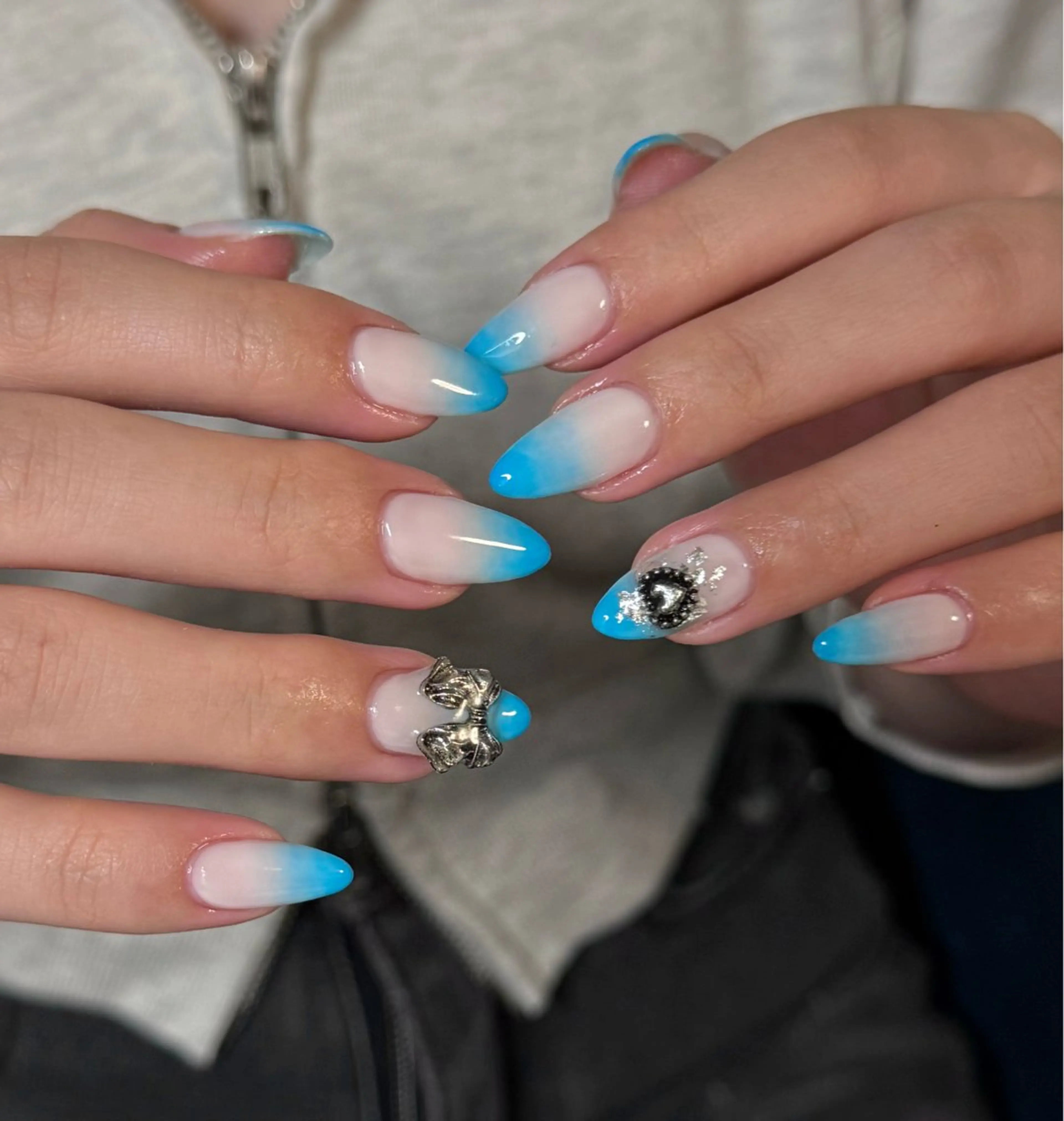 ネイル ハンドネイル フットネイル sheeno nailのネイルデザイン