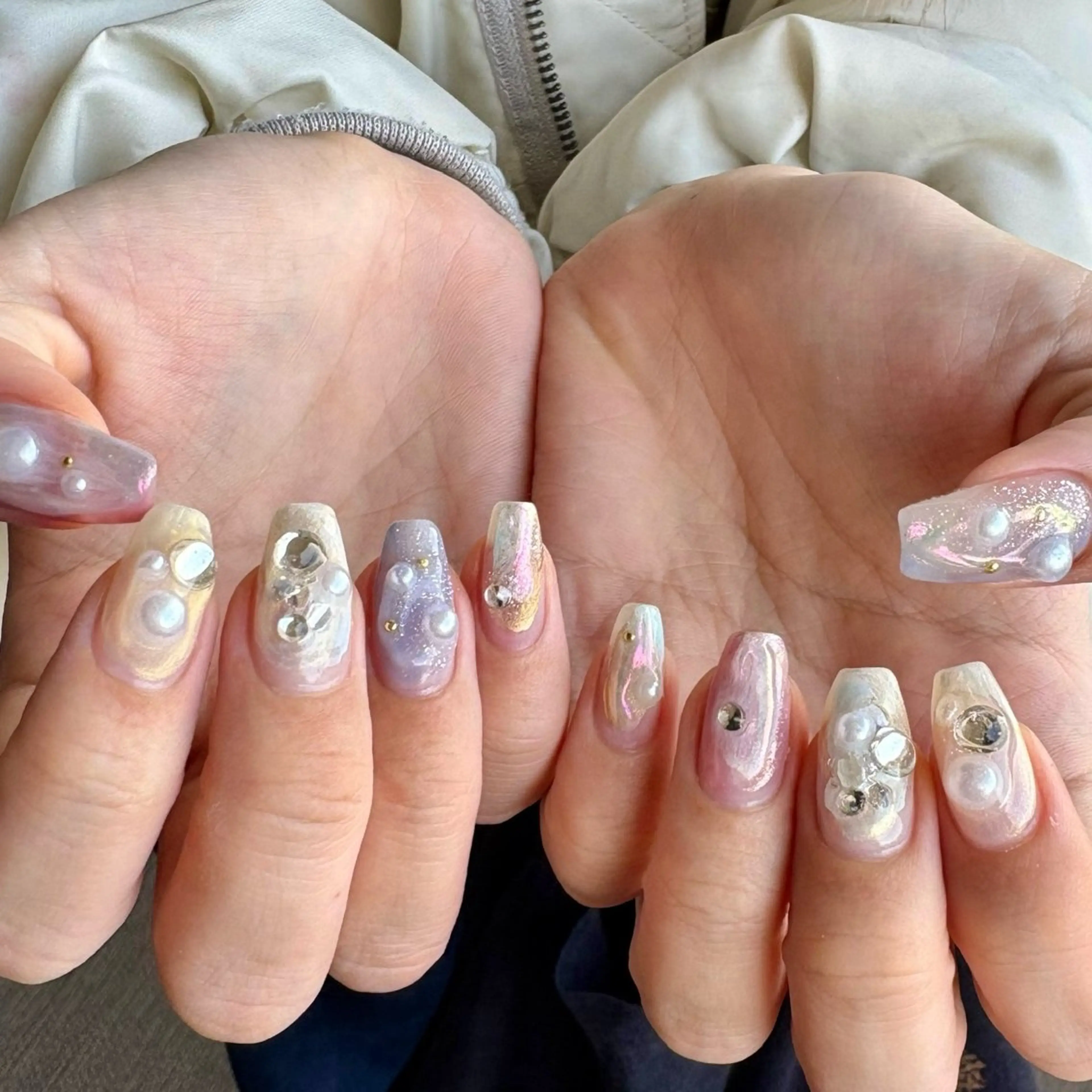 ネイル ガーリー 韓国ネイル マグネットネイル ニュアンスネイル オフィスネイル ハンドネイル amuse ニュアンス/個性派のネイルデザイン