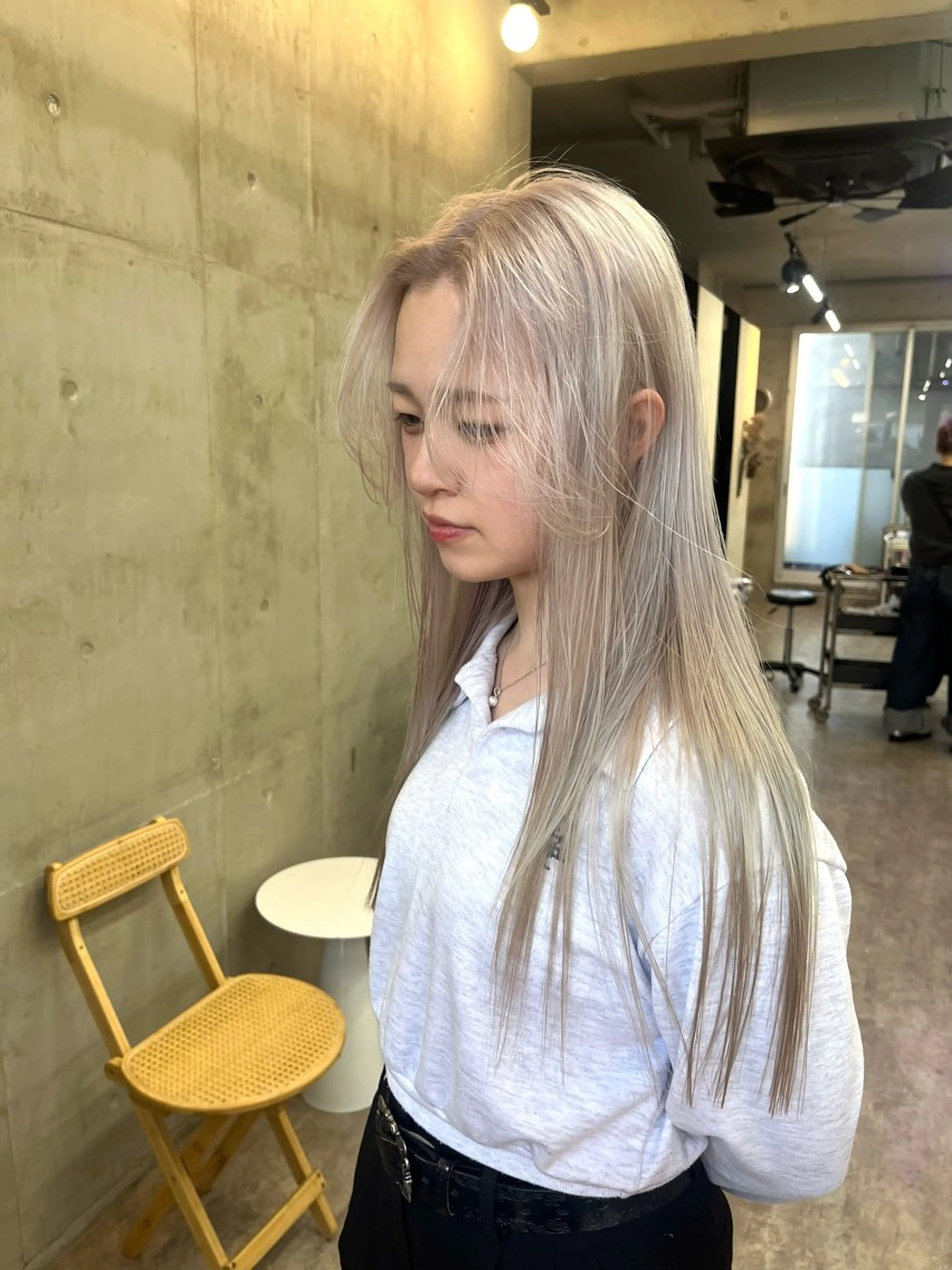 ロング カラー ベージュカラー ブリーチ ケアブリーチ 透明感カラー ダブルカラー カット 🤎𝐌𝐚𝐨⌇ お悩み解決美容師🤎のヘアスタイル