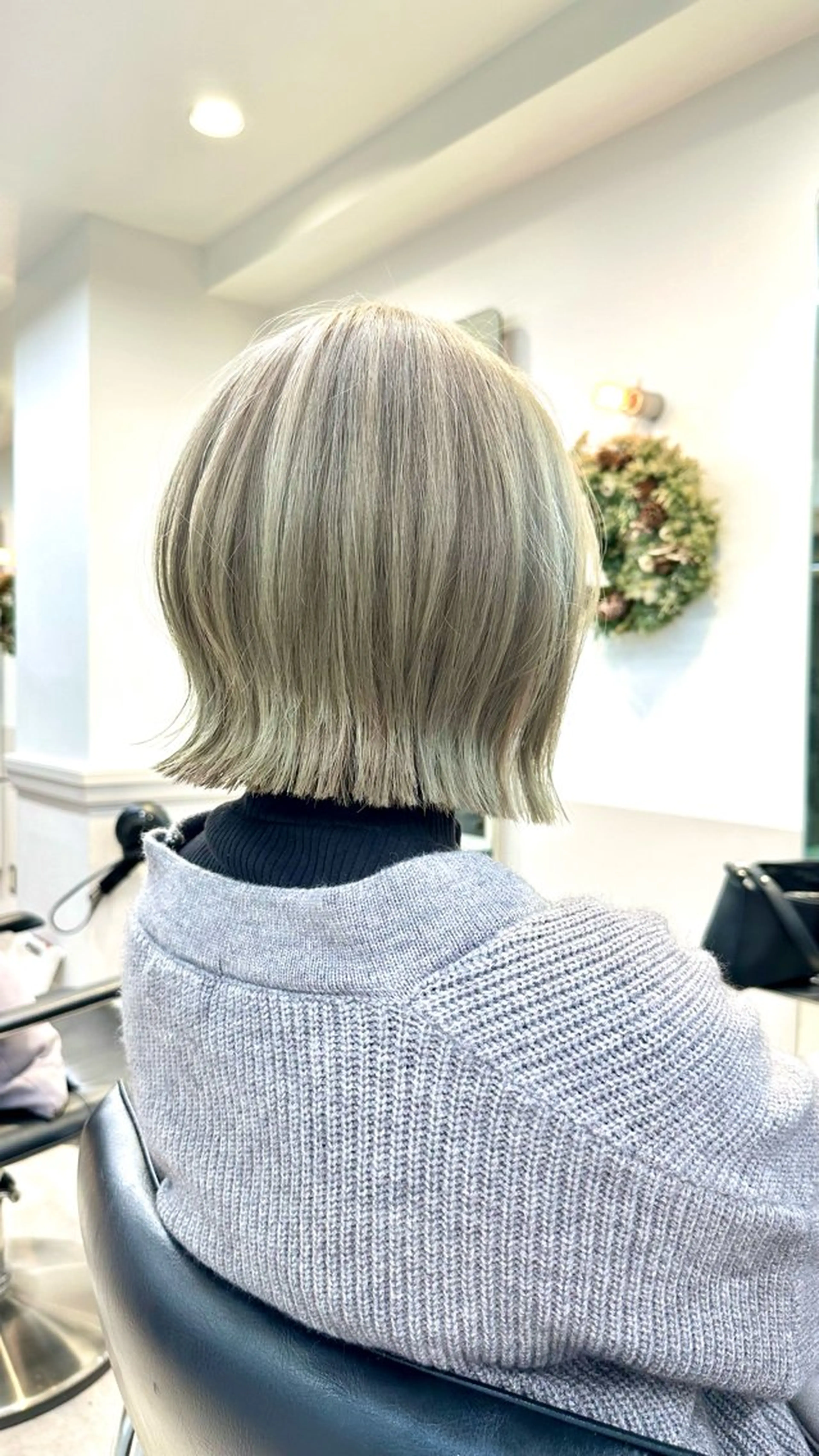 ショート ボブ 外ハネヘア カット トリートメント あいこ/ハンサムショ ート無料/銀座🌷のヘアスタイル