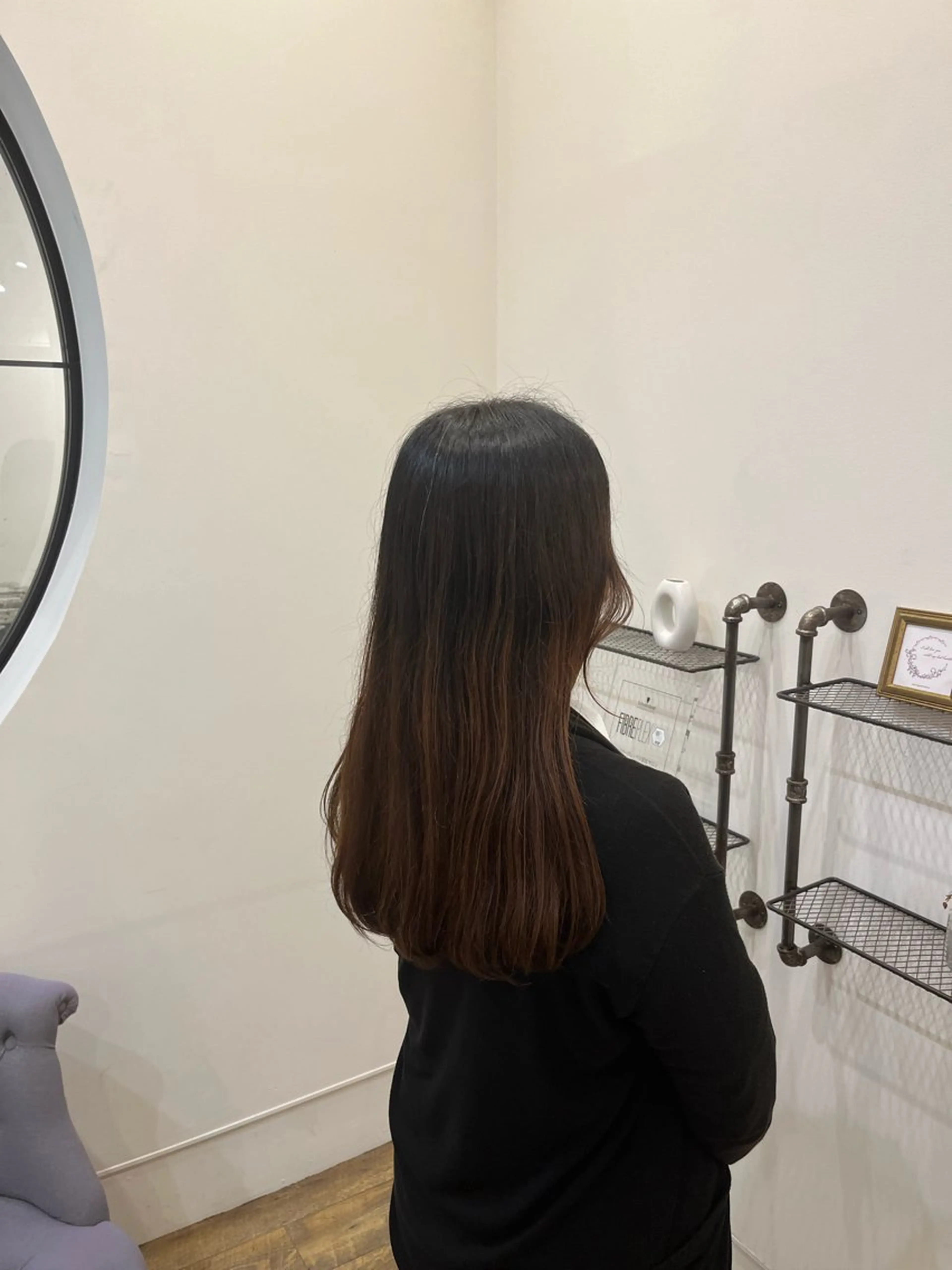 ロング LORAN 寺田のヘアスタイル