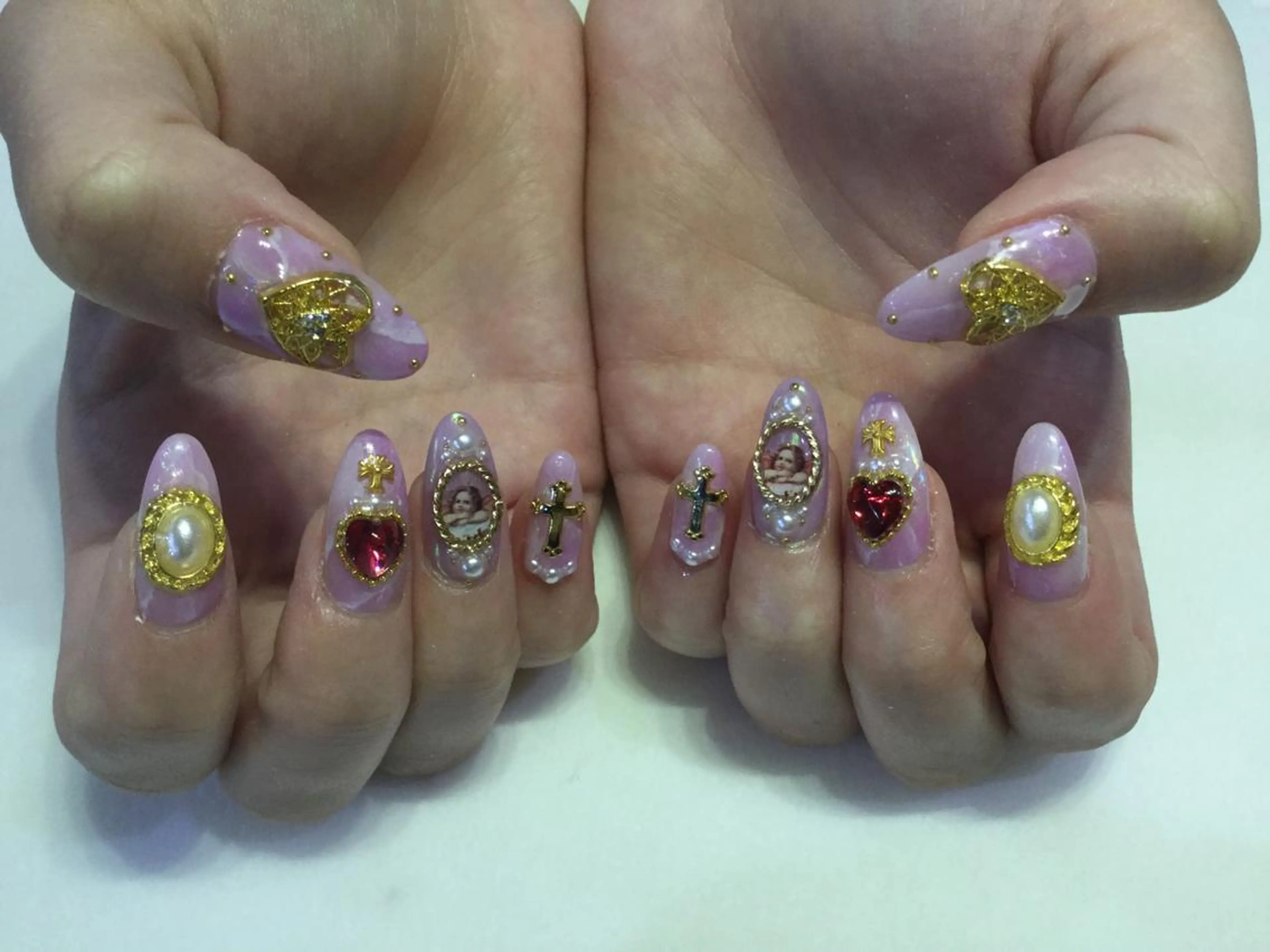 ネイル 💎🐰 saki. m 🐰💎のネイルデザイン