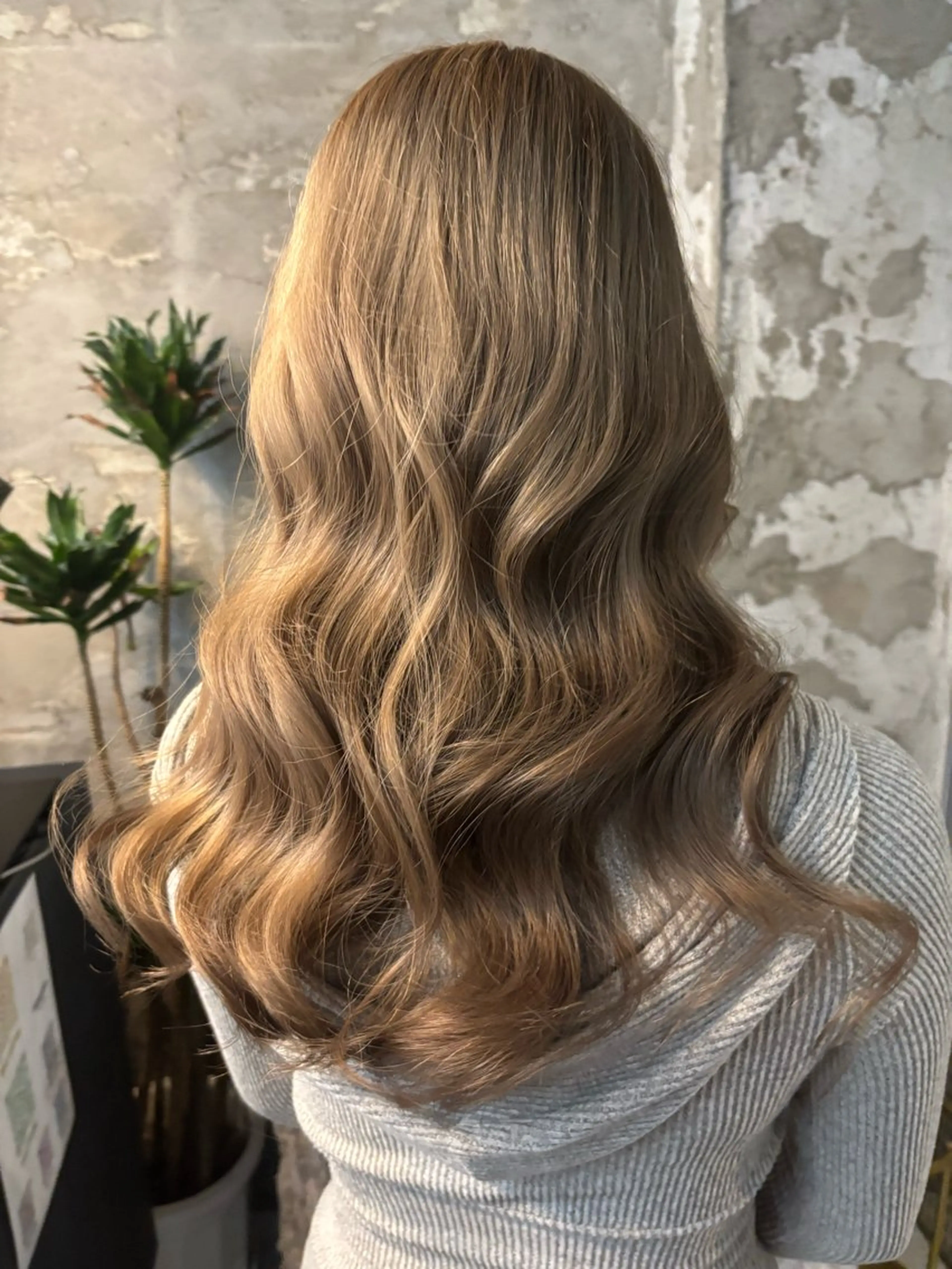 セミロング ヘアカラー ギャル作る若ママ💓 hinayoのヘアスタイル