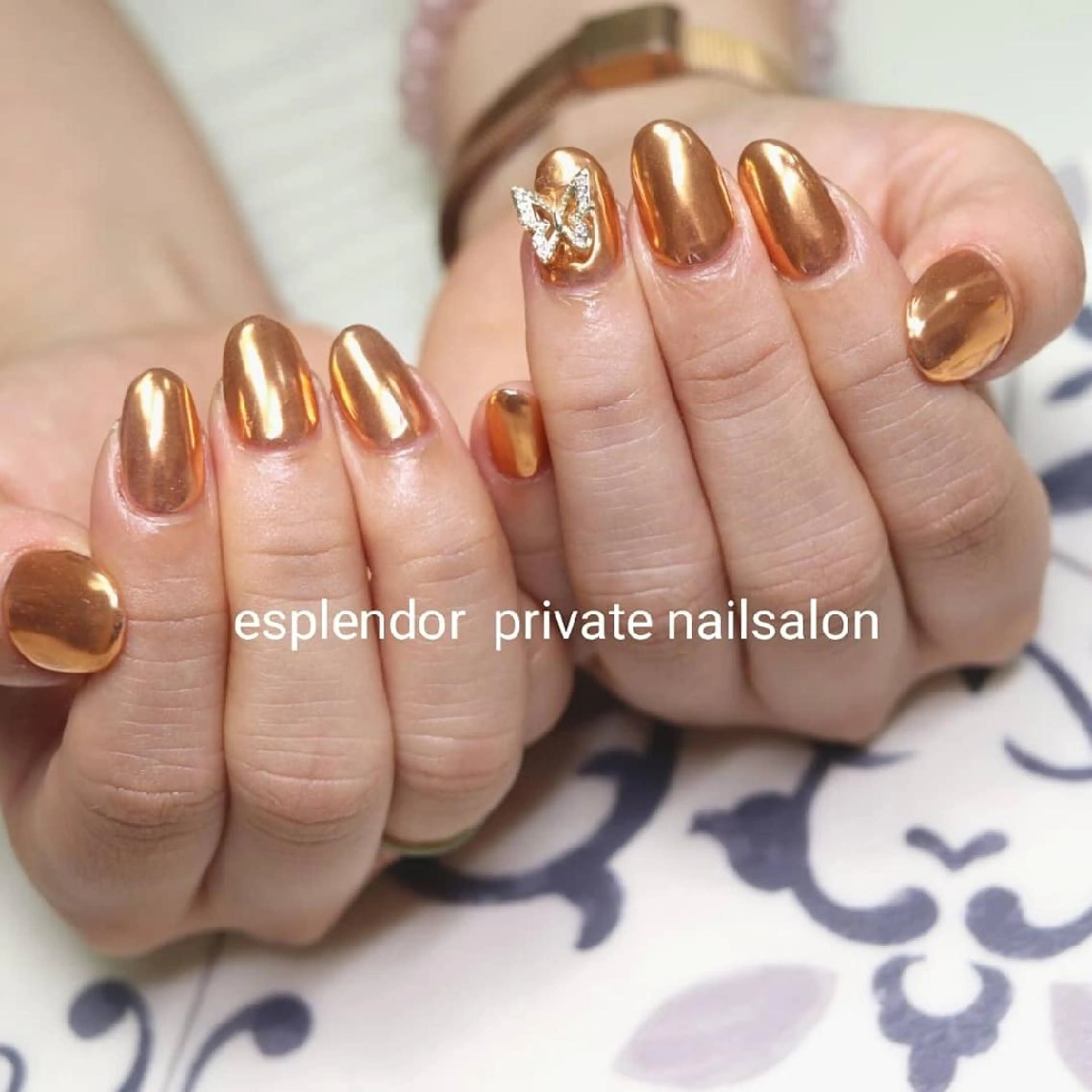 ネイル ミラーネイル オレンジ ハンドネイル フットネイル ハンドケア esplendor  エスプレンドル所属・esplendor  小野寺のネイルデザイン