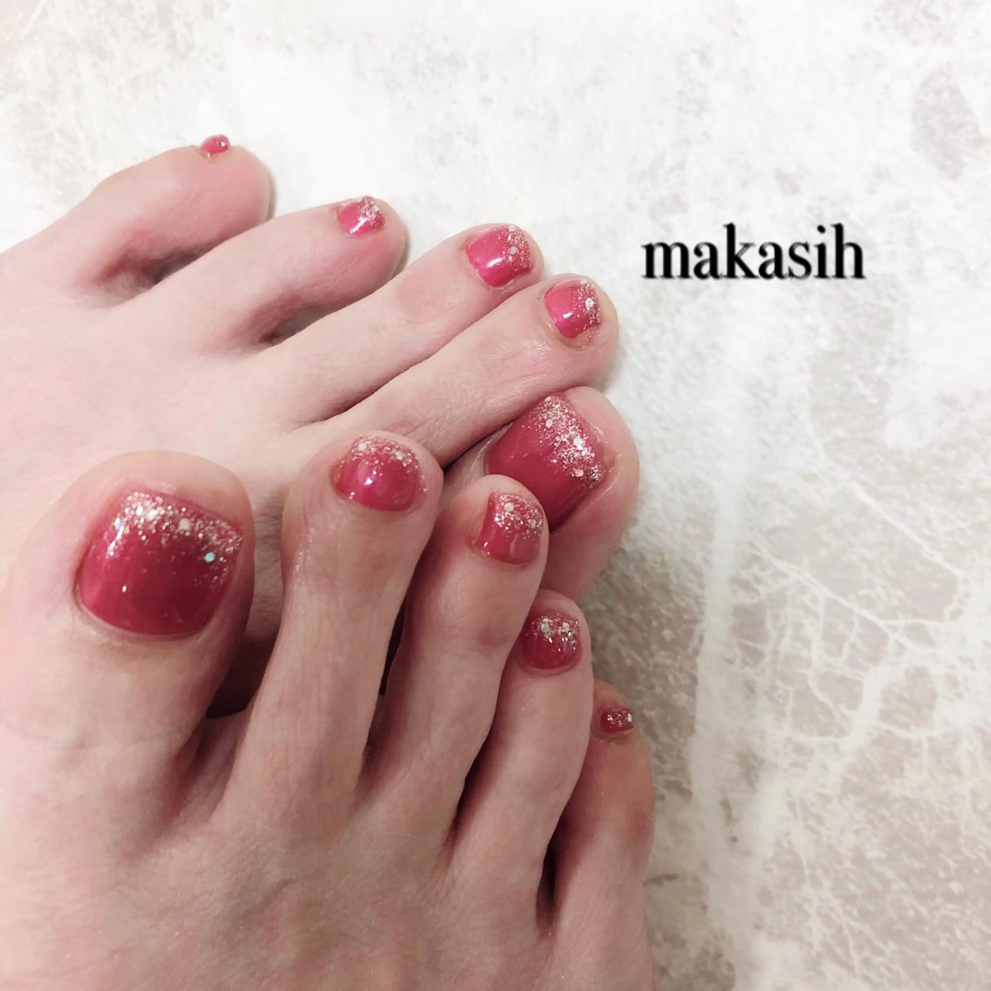 ネイル フットネイル ラメ(グリッター) シンプルネイル 濱田 美菜子のエステ・リラクイメージ