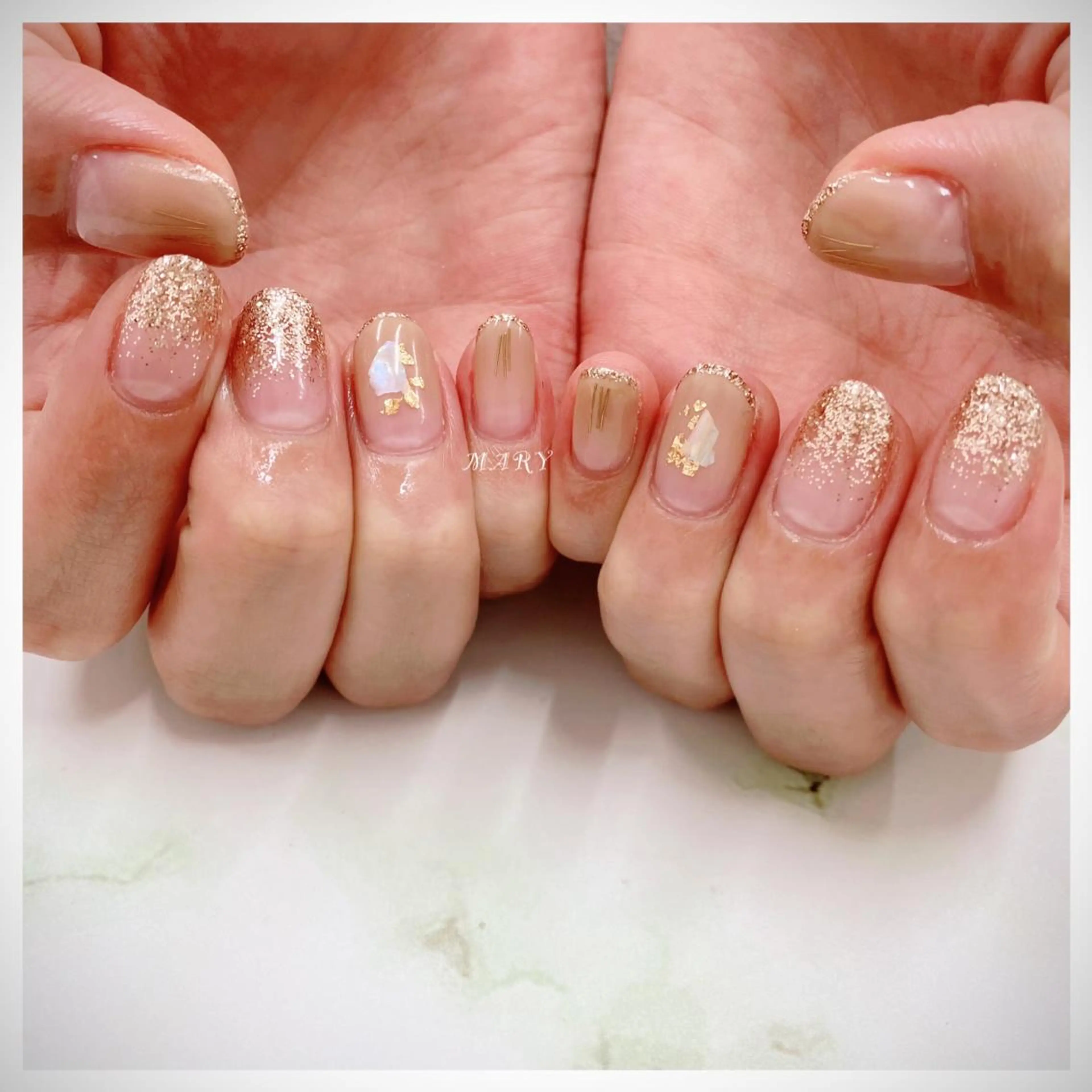 ネイル グラデーション ニュアンスネイル ハンドネイル Mary nail .narumiのネイルデザイン