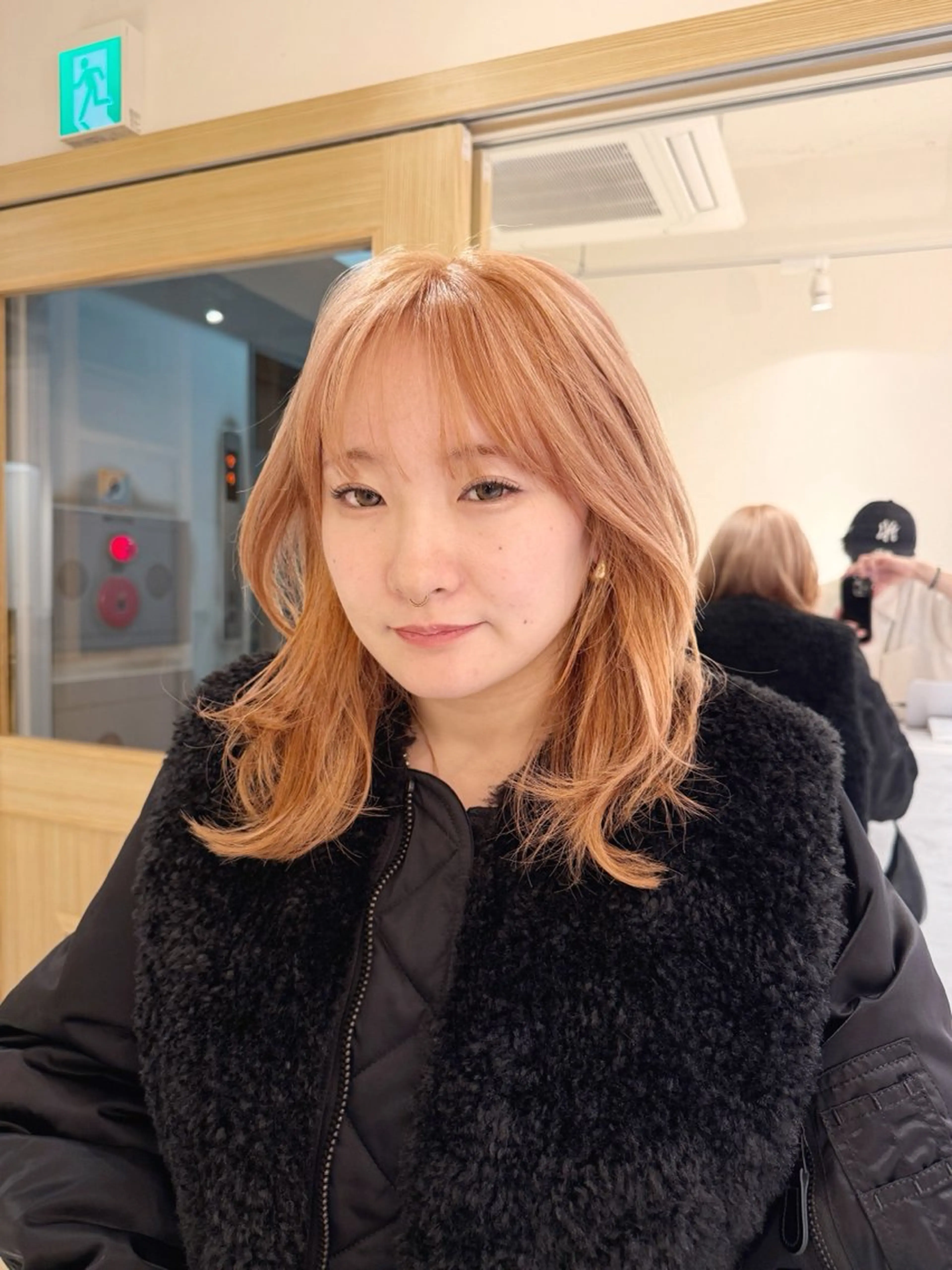 セミロング カラー ハイトーンカラー ハイトーンオレンジ オレンジ ウルフカット カット ヘアカラー トリートメント “ミニモ最高評価獲得 “代表"Kohei"のヘアスタイル