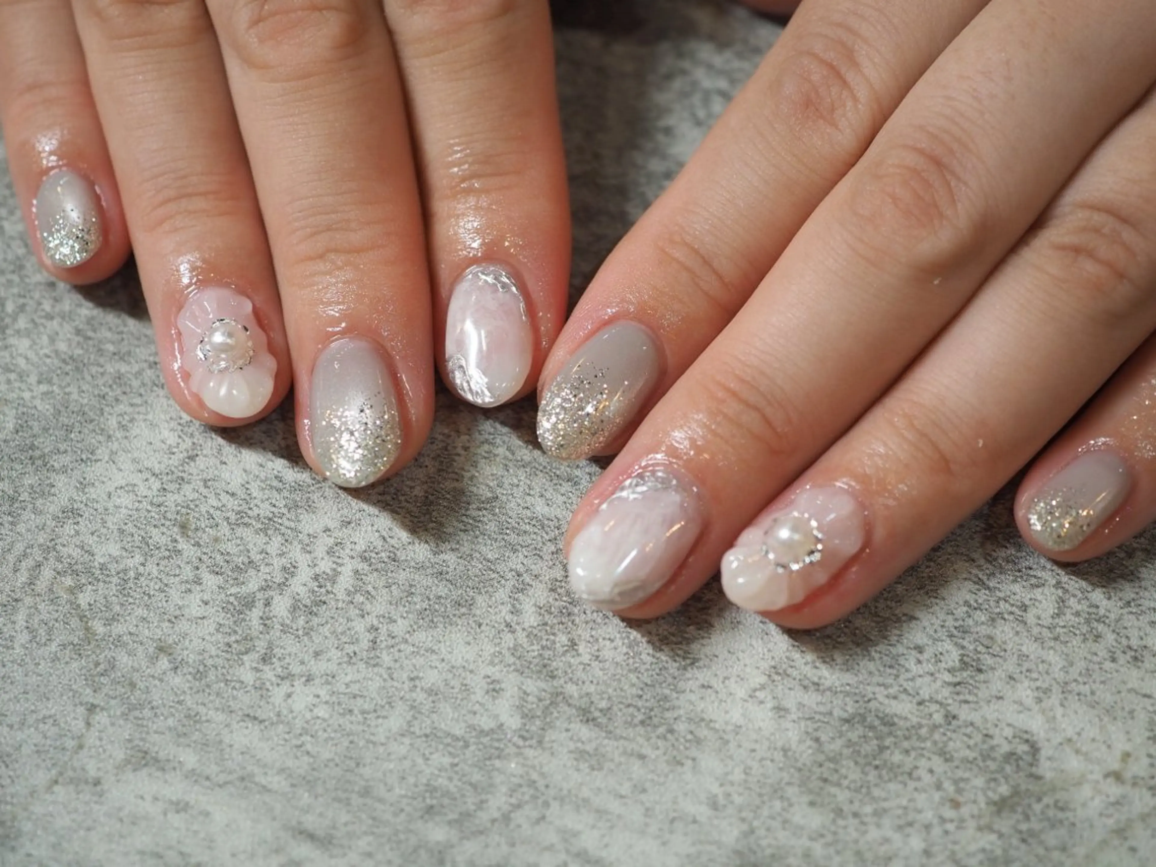 ネイル ブライダルネイル ハンドネイル glaNje shioriのネイルデザイン