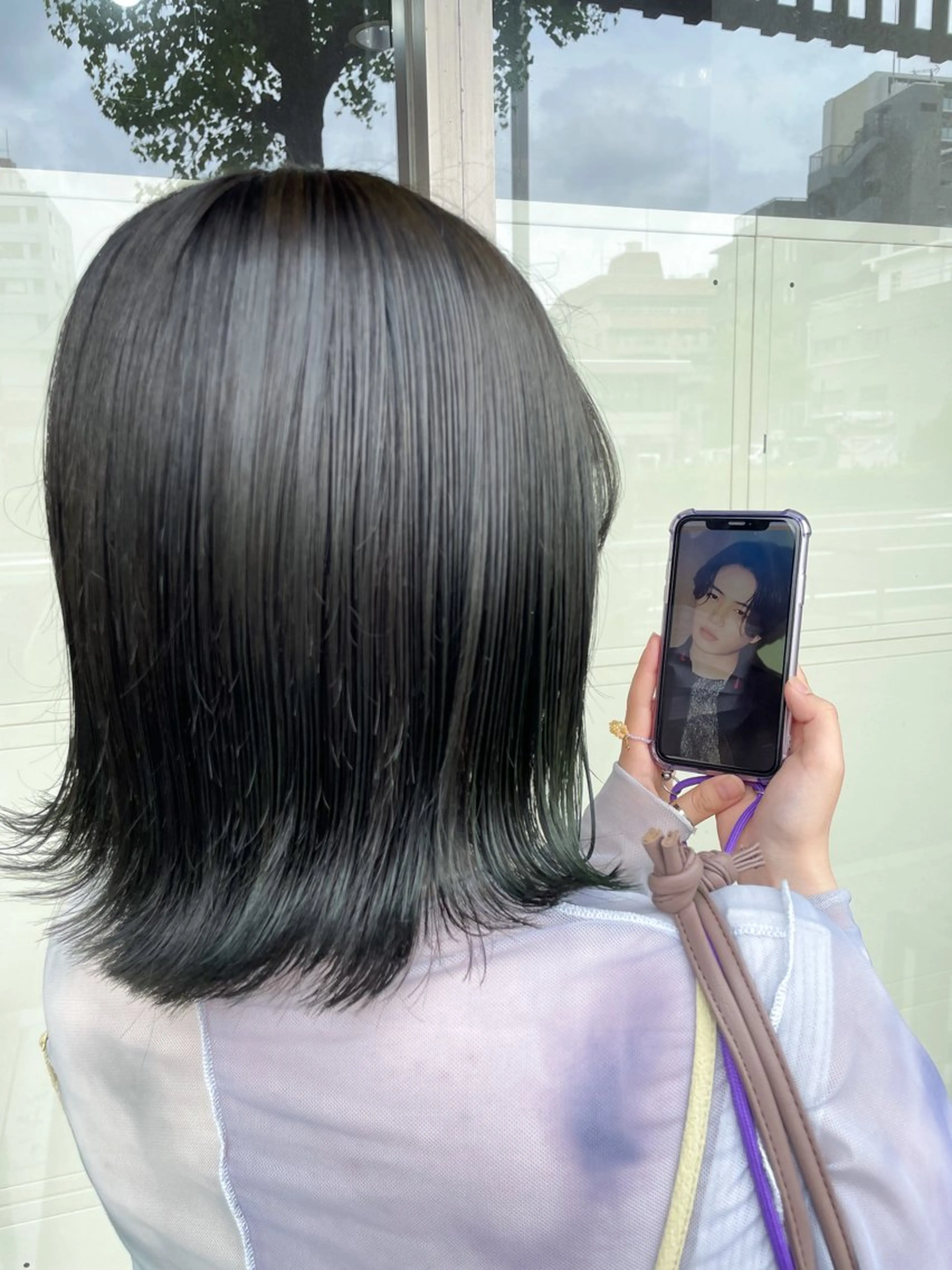 ミディアム カラー グレージュ オリーブグレージュ オリーブグレー イワタ マハ/ minim hairのヘアスタイル
