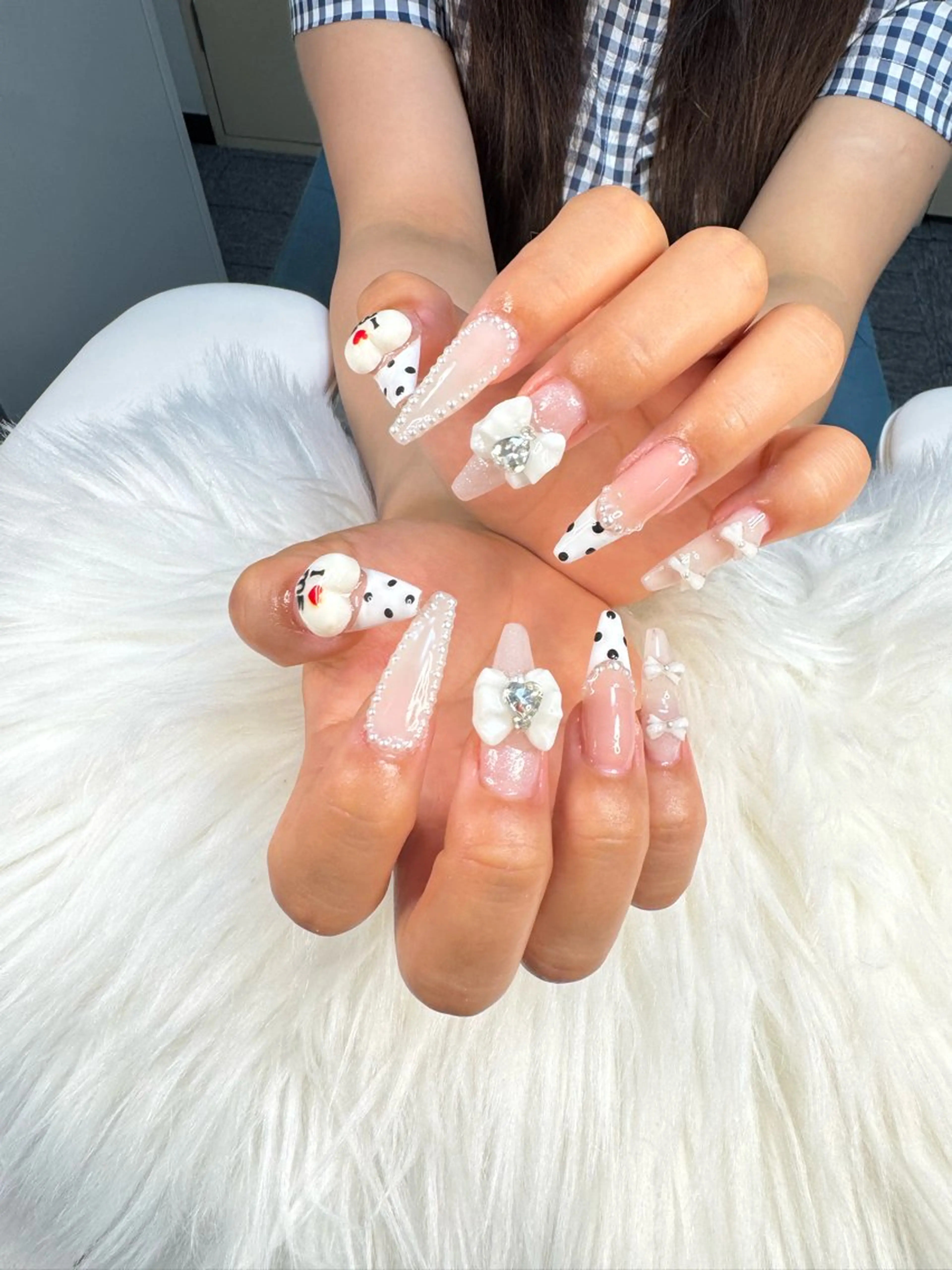 ネイル アートネイル オーロラネイル チークネイル 長さ出し フットネイル Happy Nailのネイルデザイン