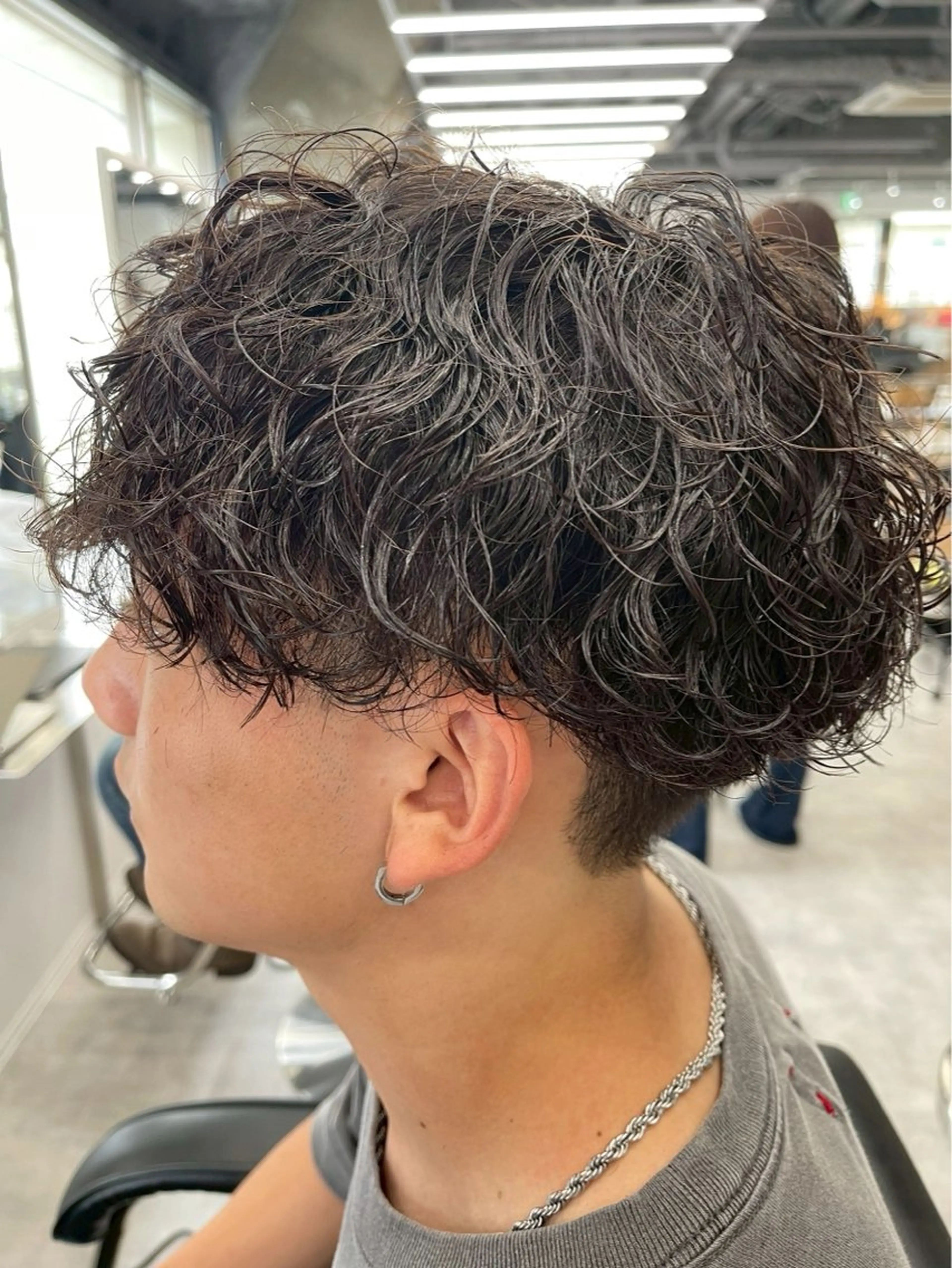 メンズ シャドウパーマ/ツイ スト/近藤百華🎀のヘアスタイル