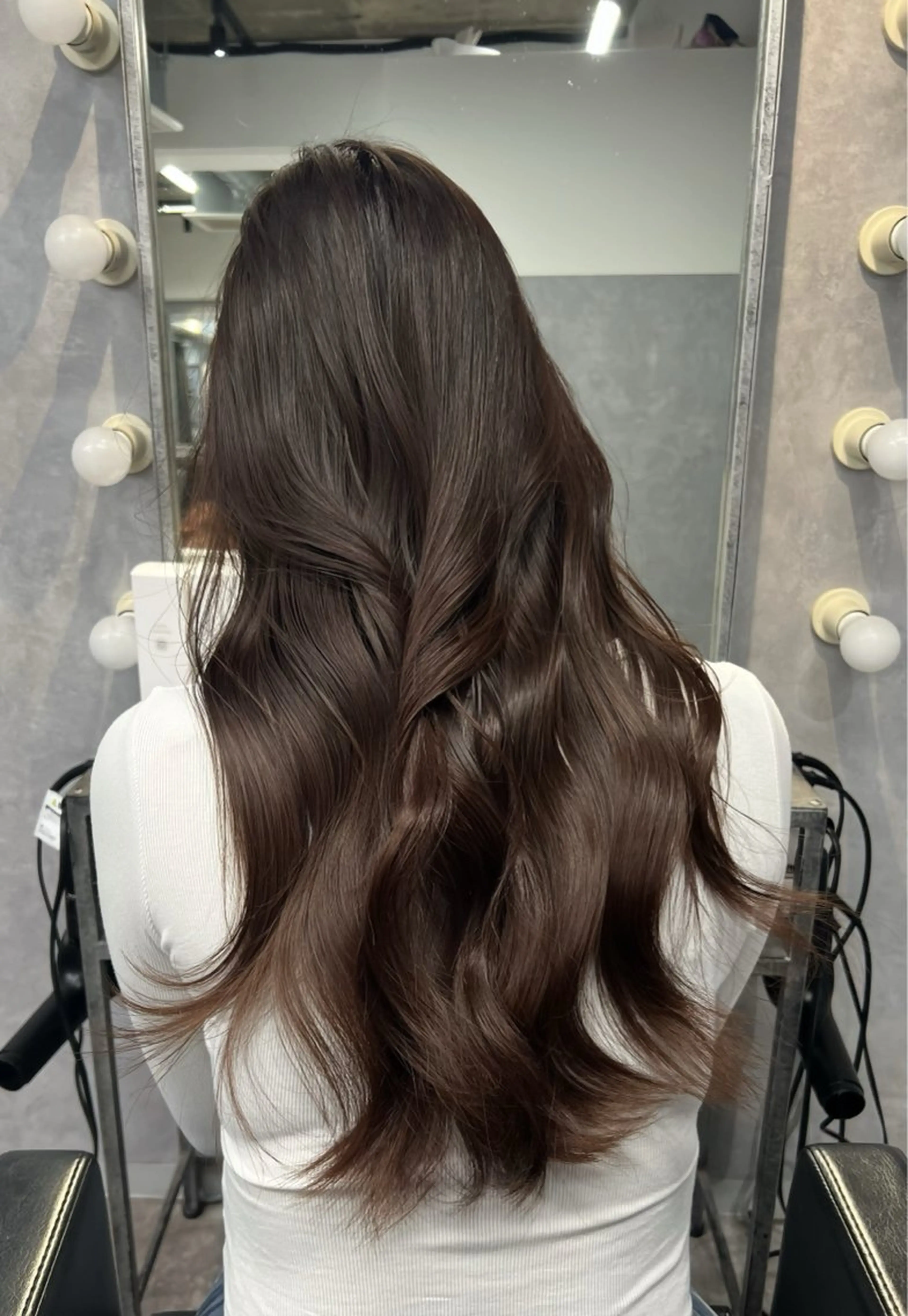 ロング カラー 黒髪 ブリーチ 透明感カラー 顔周りカット レイヤーカット 透明感/レイヤー 🇰🇷tomonaのヘアスタイル