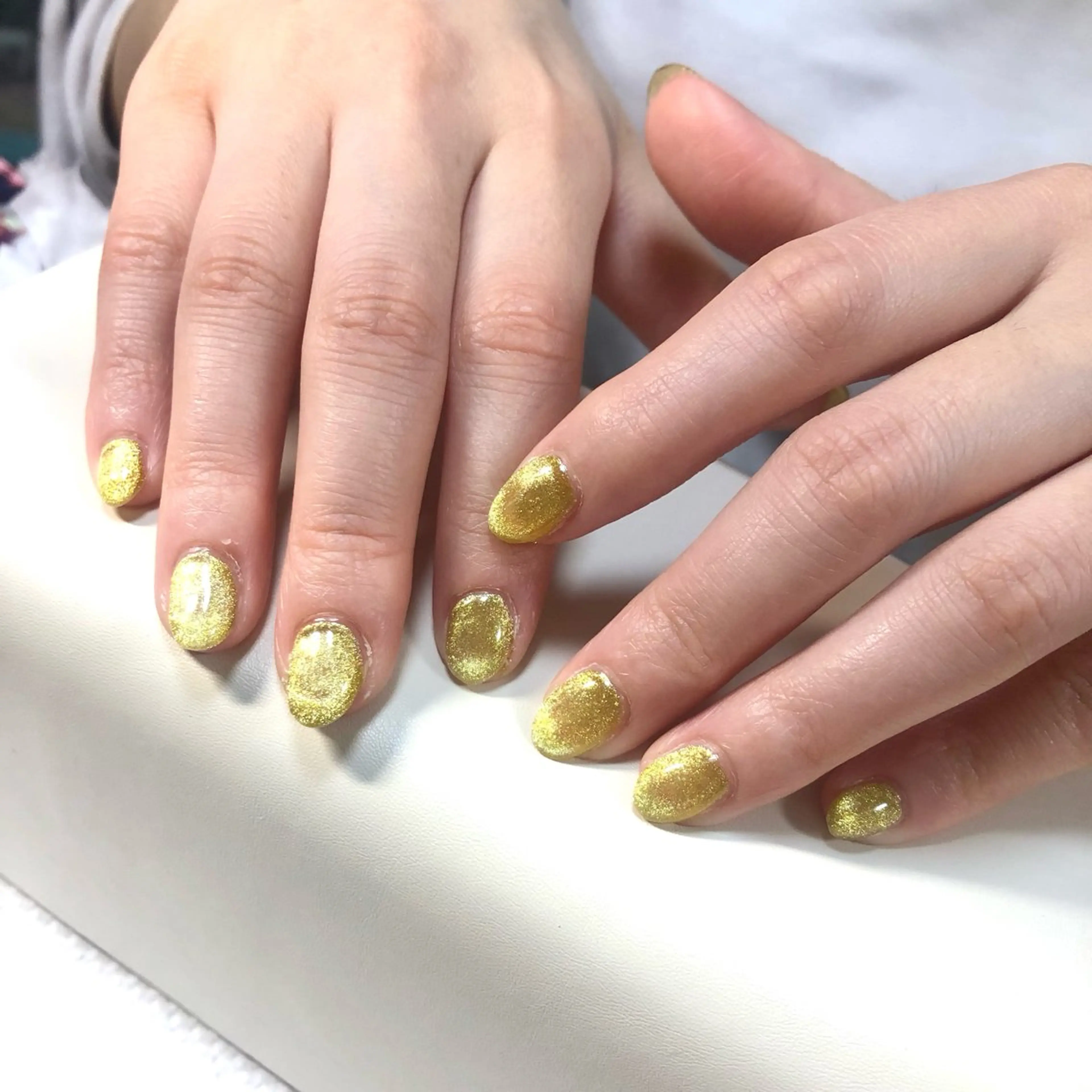 ネイル ゴールド マグネットネイル ハンドネイル salon *meehoのネイルデザイン