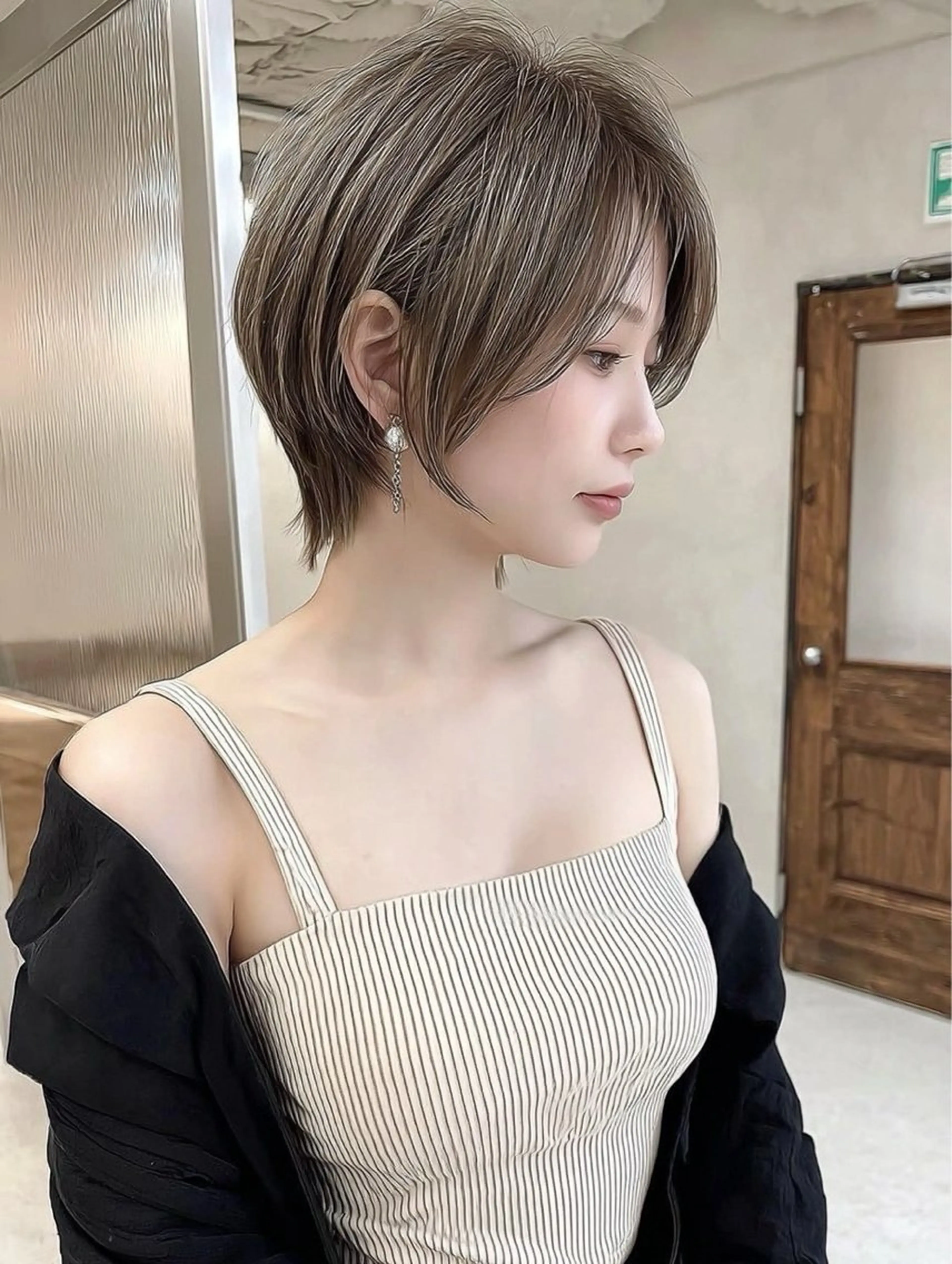 ショート カラー 太田 美津子のヘアスタイル