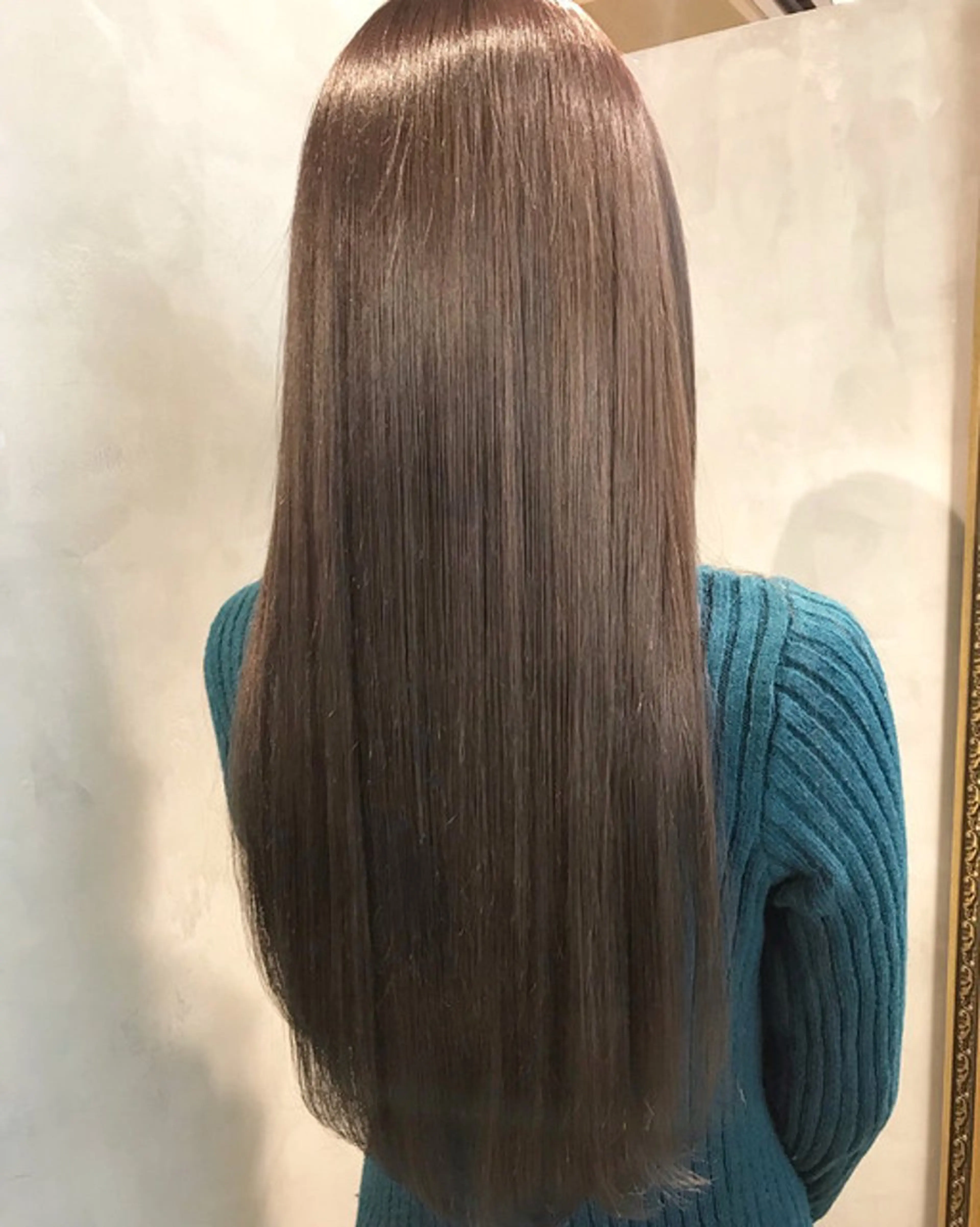 ロング 髪質改善 縮毛矯正 𝐩𝐞𝐚𝐤𝐲 ⋆⸜🧡⸝‍⋆菜々みのヘアスタイル
