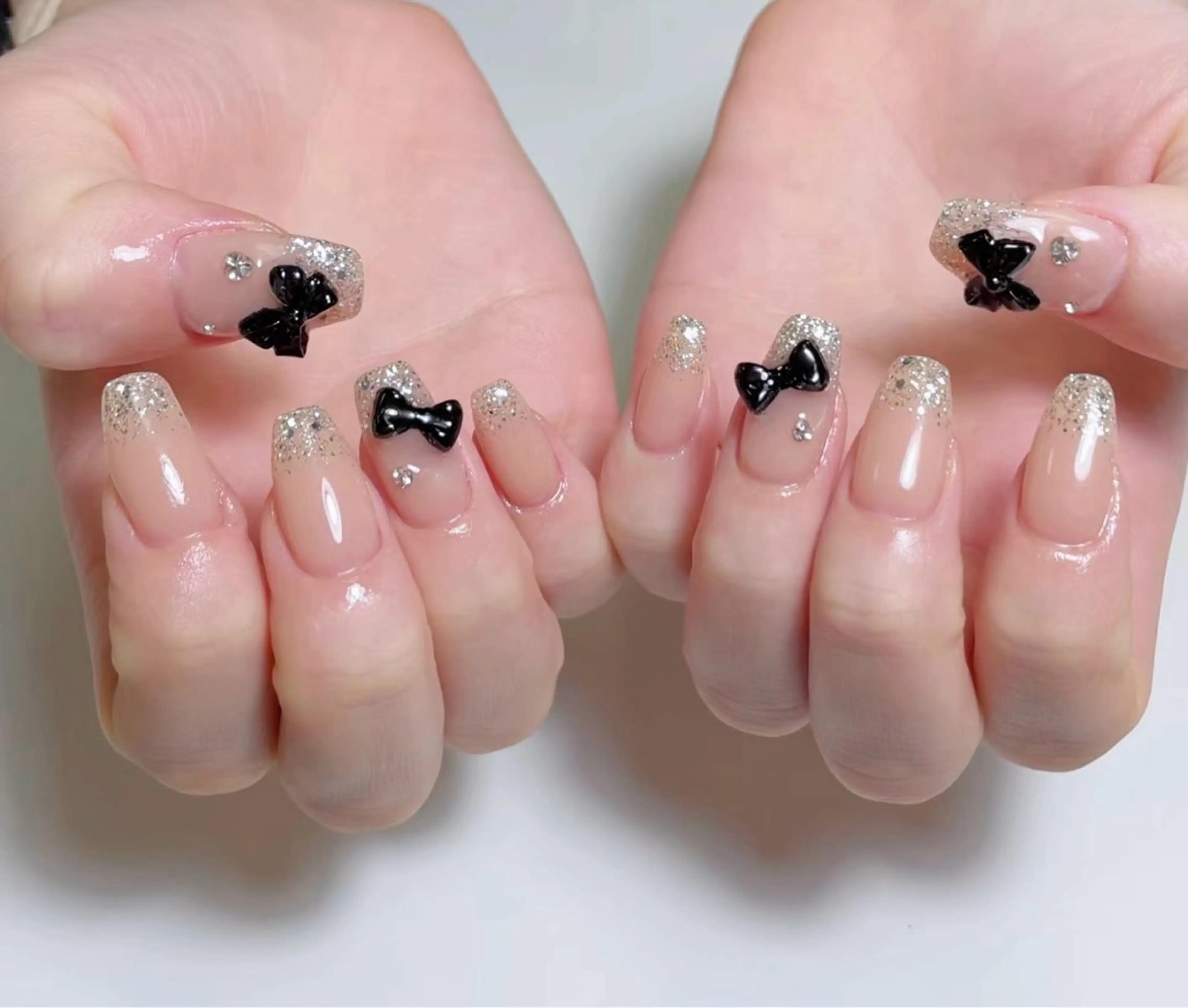 ネイル ラメ(グリッター) ラメグラデーション ワンカラーネイル ストーンネイル ハンドネイル ╹◡╹Mimoミモ Eye&Nailのマツエク・マツパデザイン