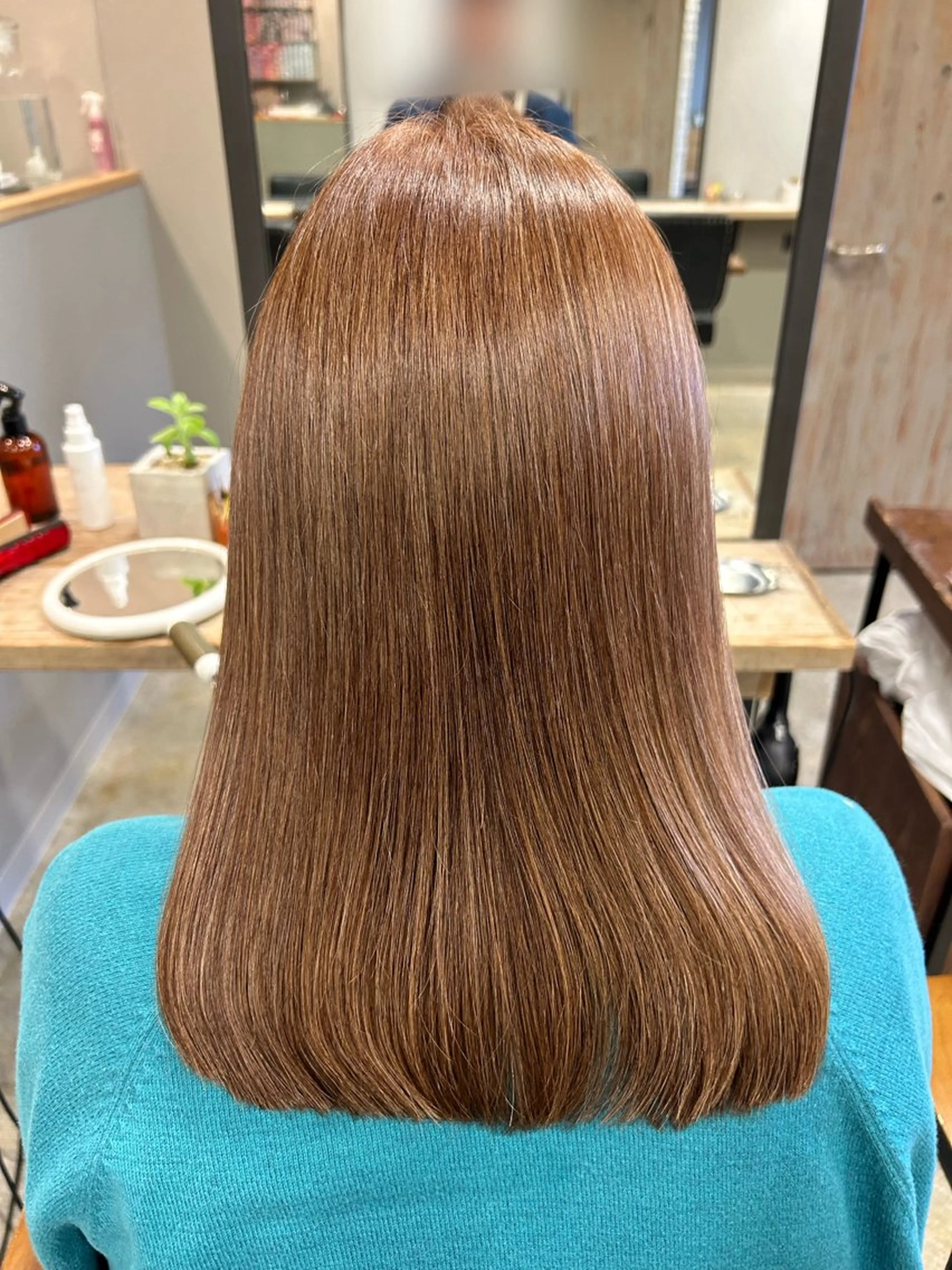 セミロング 南條 しほのヘアスタイル
