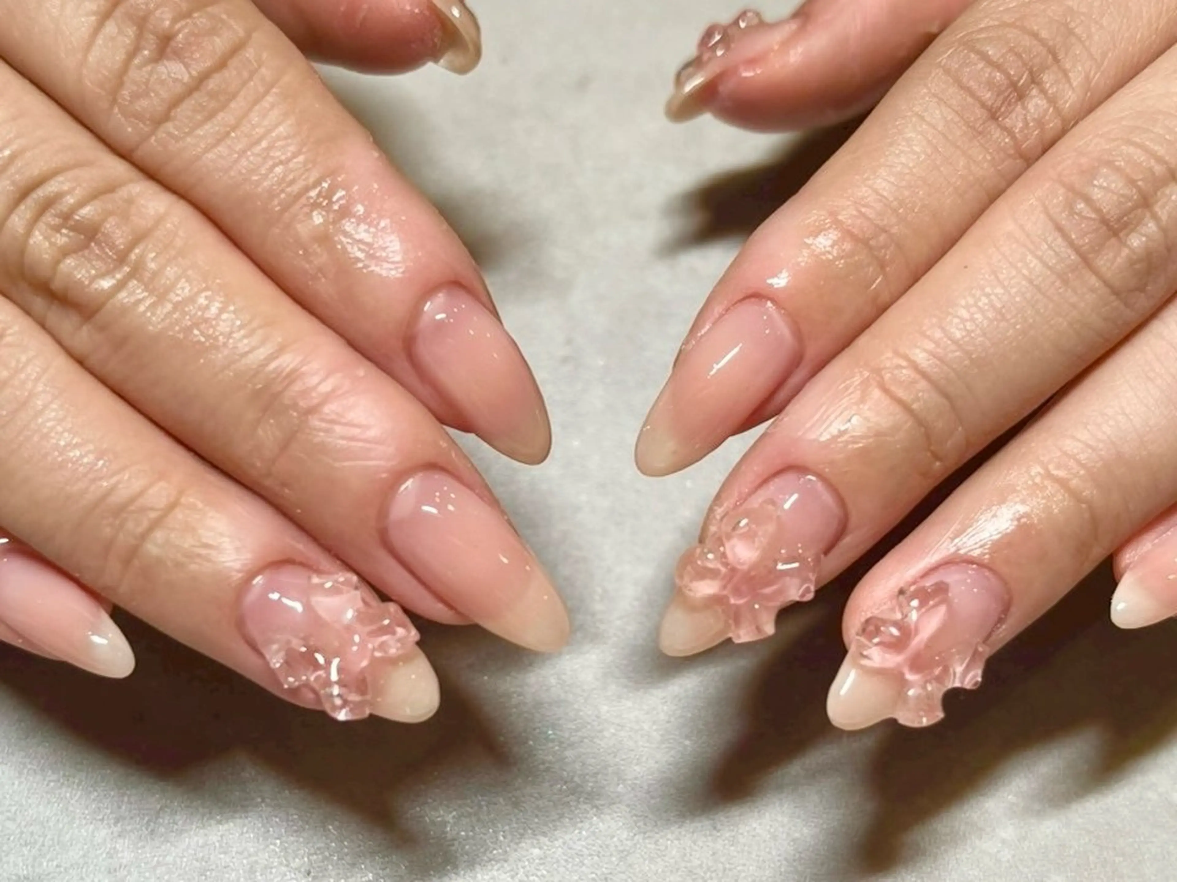 ネイル クリアネイル ピンク リボン 🫧ちゅるん/韓国 Ayano𓈒🎀のネイルデザイン