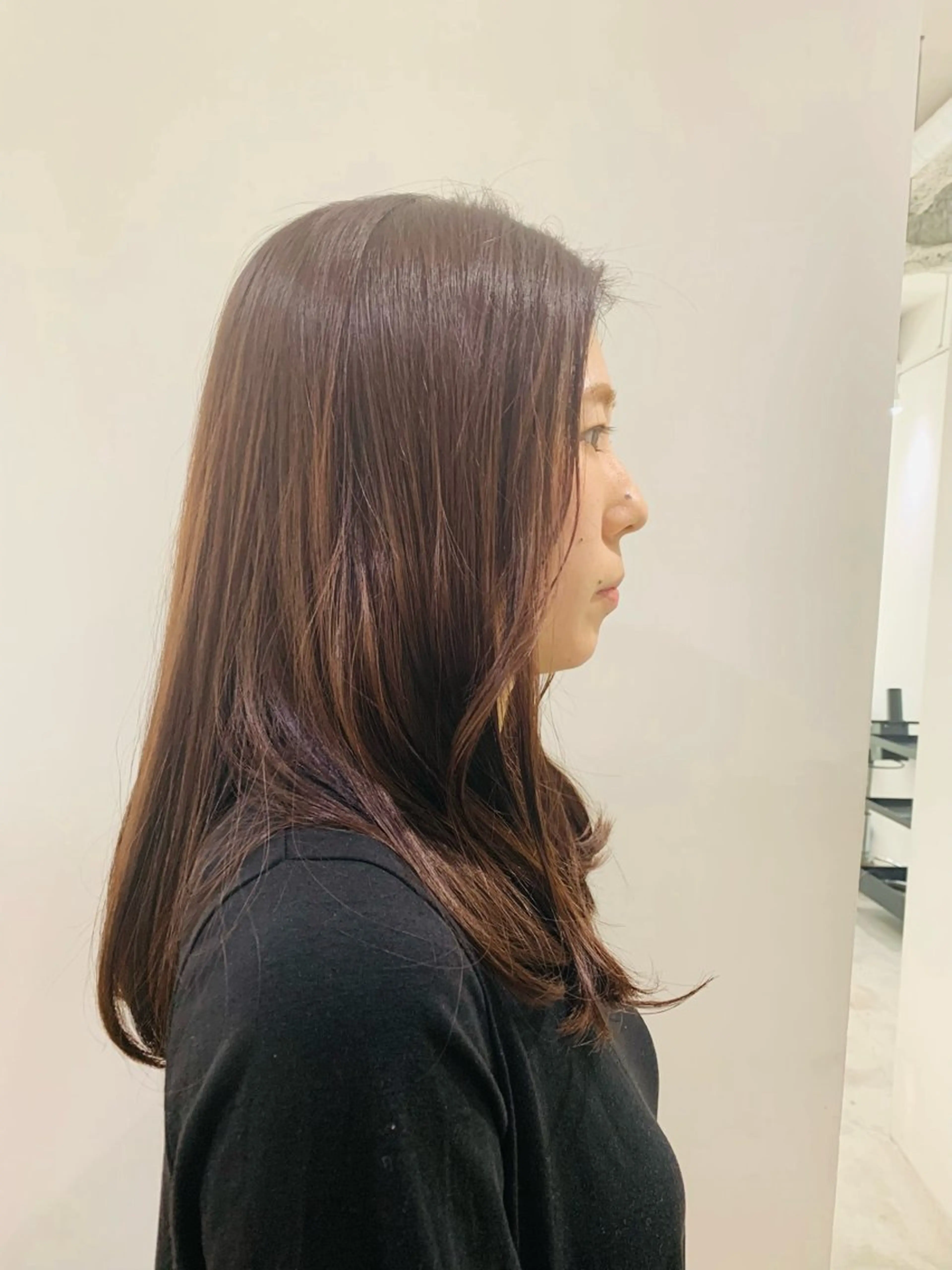 セミロング 山川 佳奈のヘアスタイル