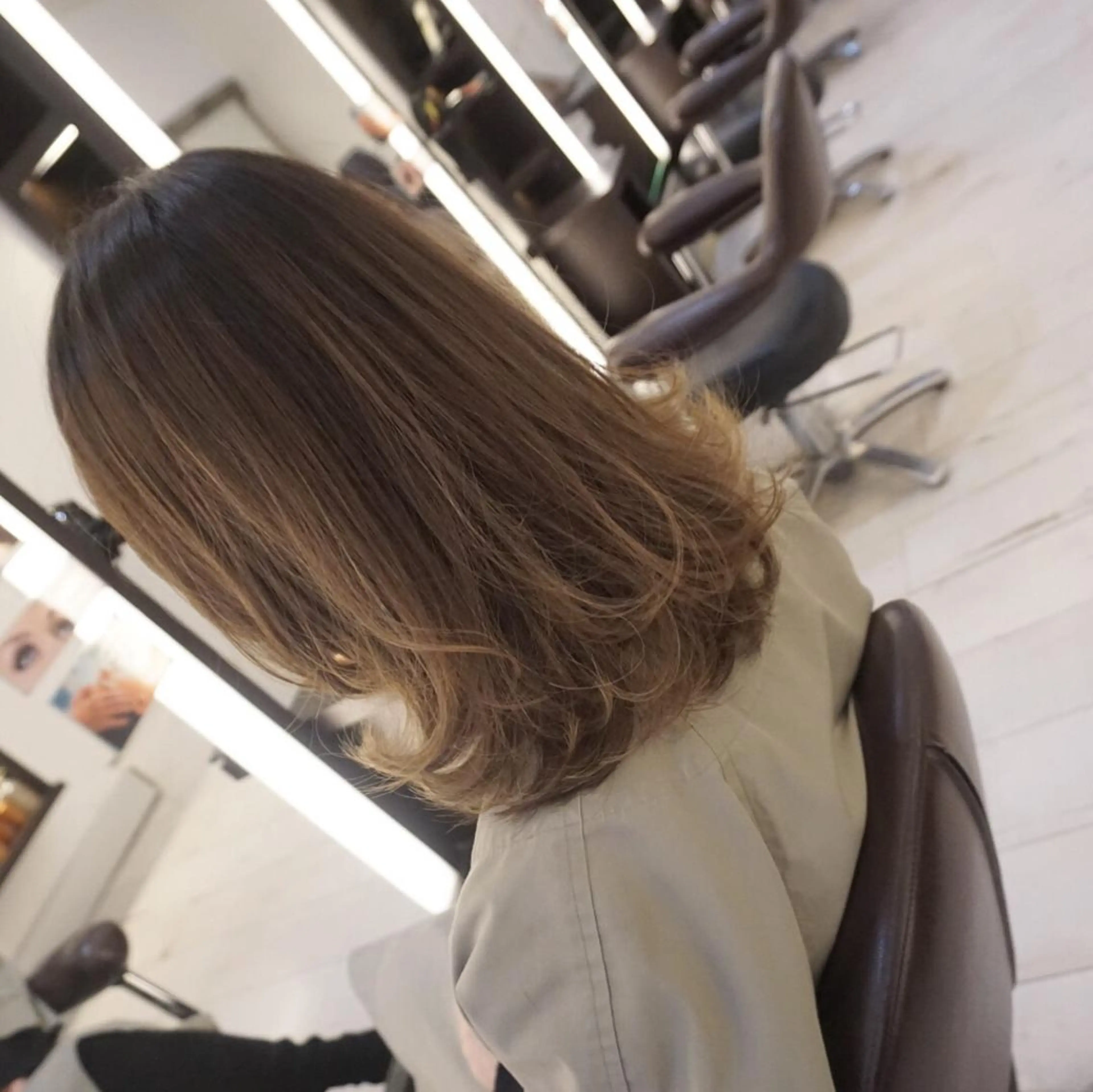 セミロング カラー TOPSTYLIST 🇬🇧JIMMYのヘアスタイル