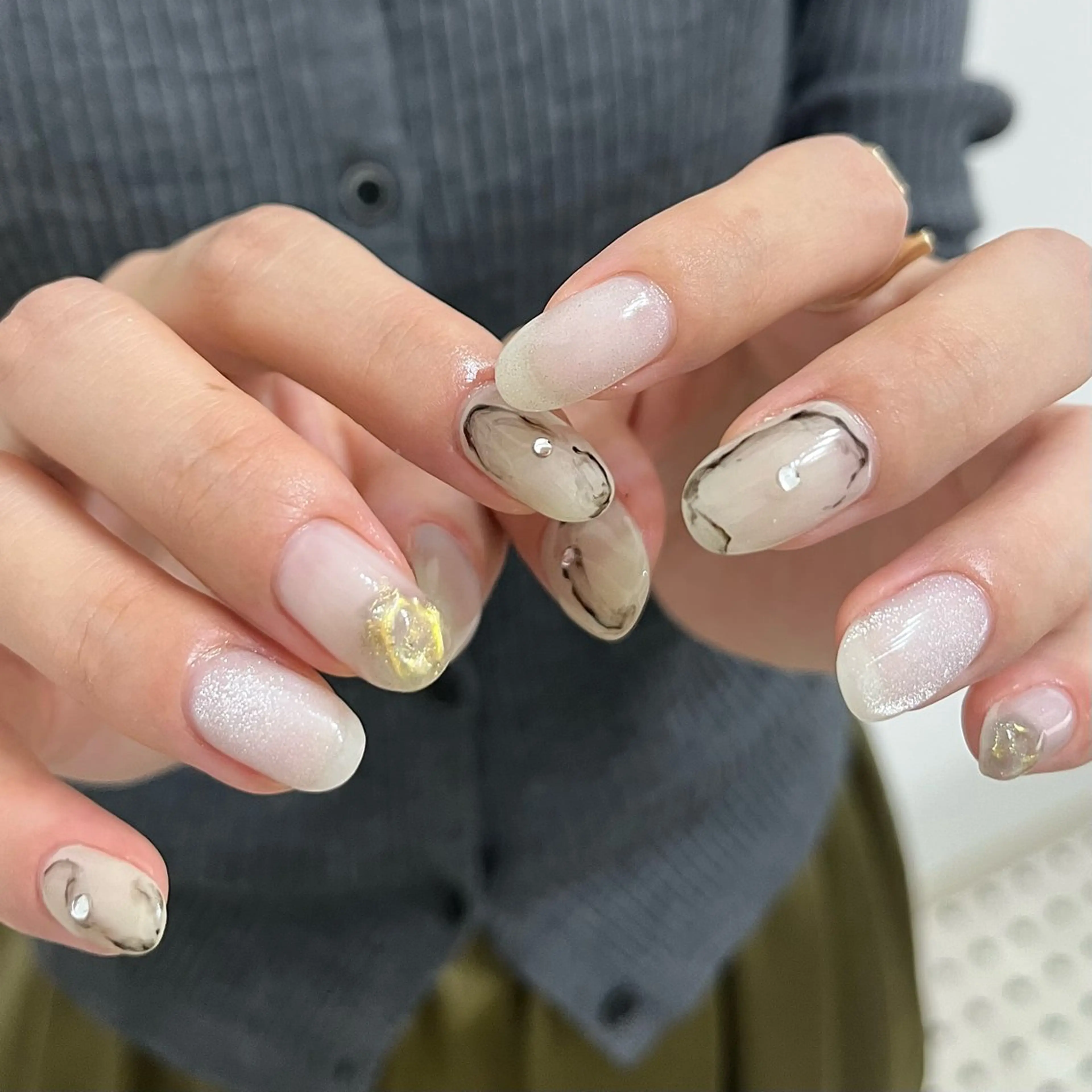 ネイル グリーン 持ち込み ハンドネイル vegh. nail／阿波座のネイルデザイン