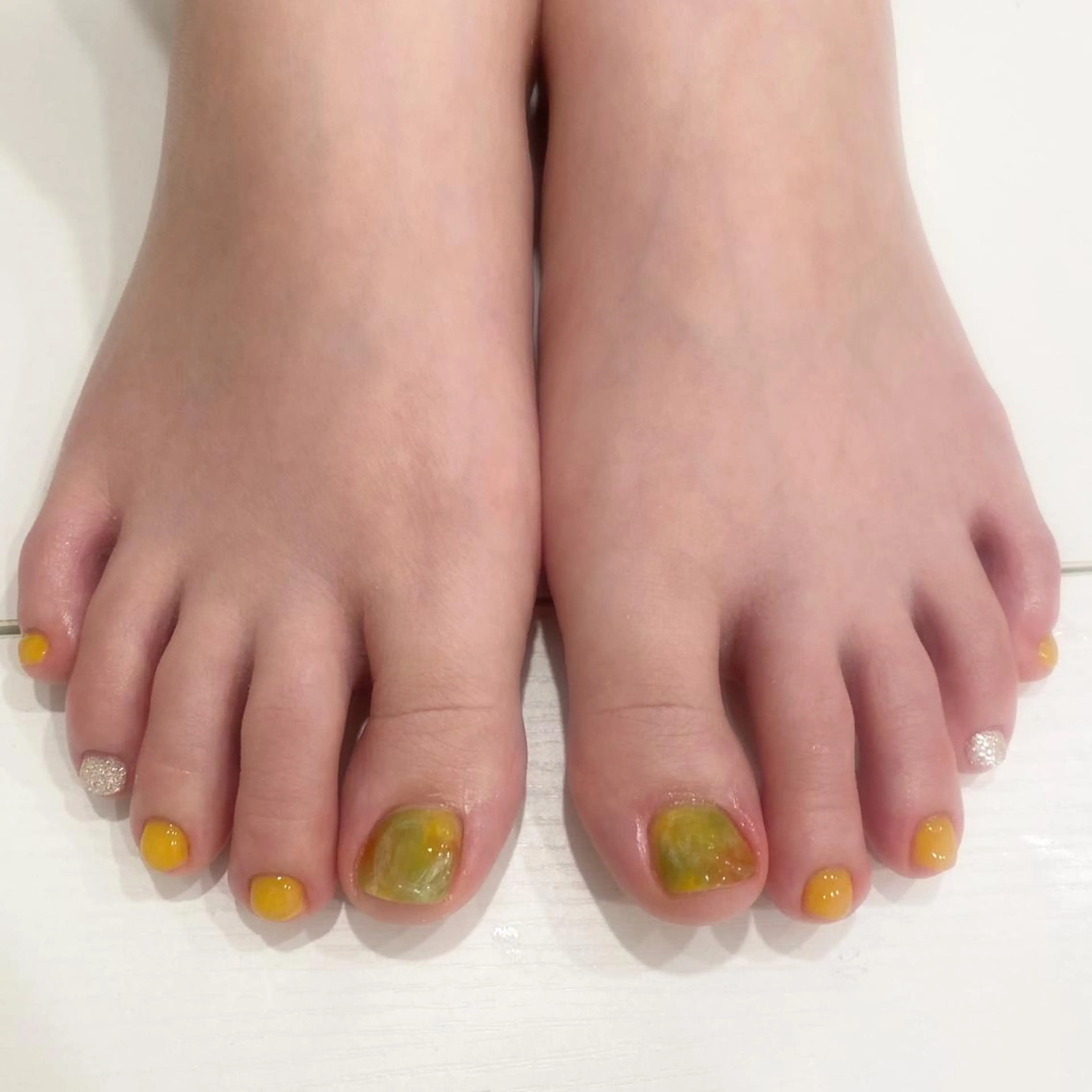 ネイル ニュアンスネイル ハンドネイル 薦田 葵のネイルデザイン