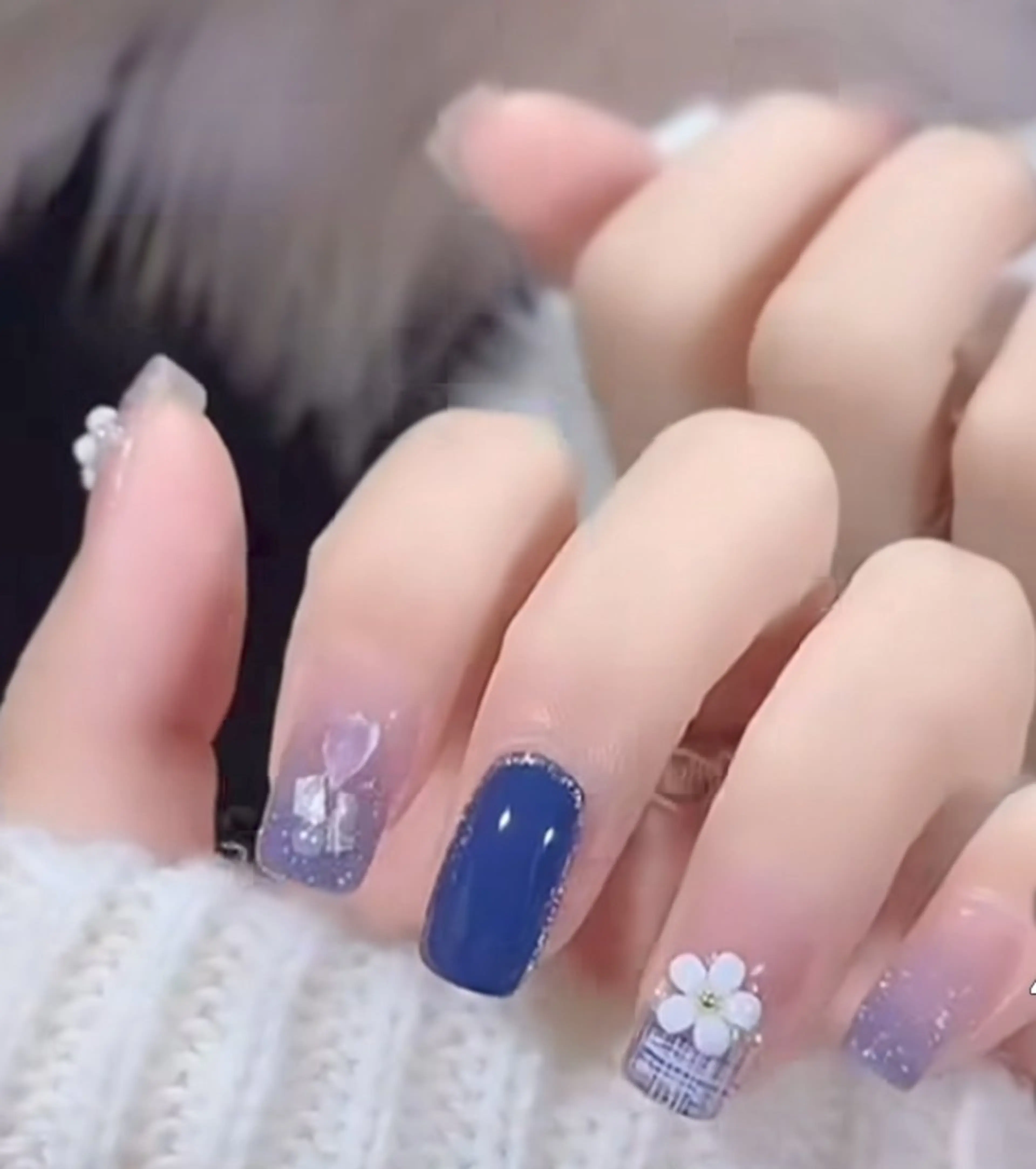 ネイル Hina ネイルサロンのネイルデザイン