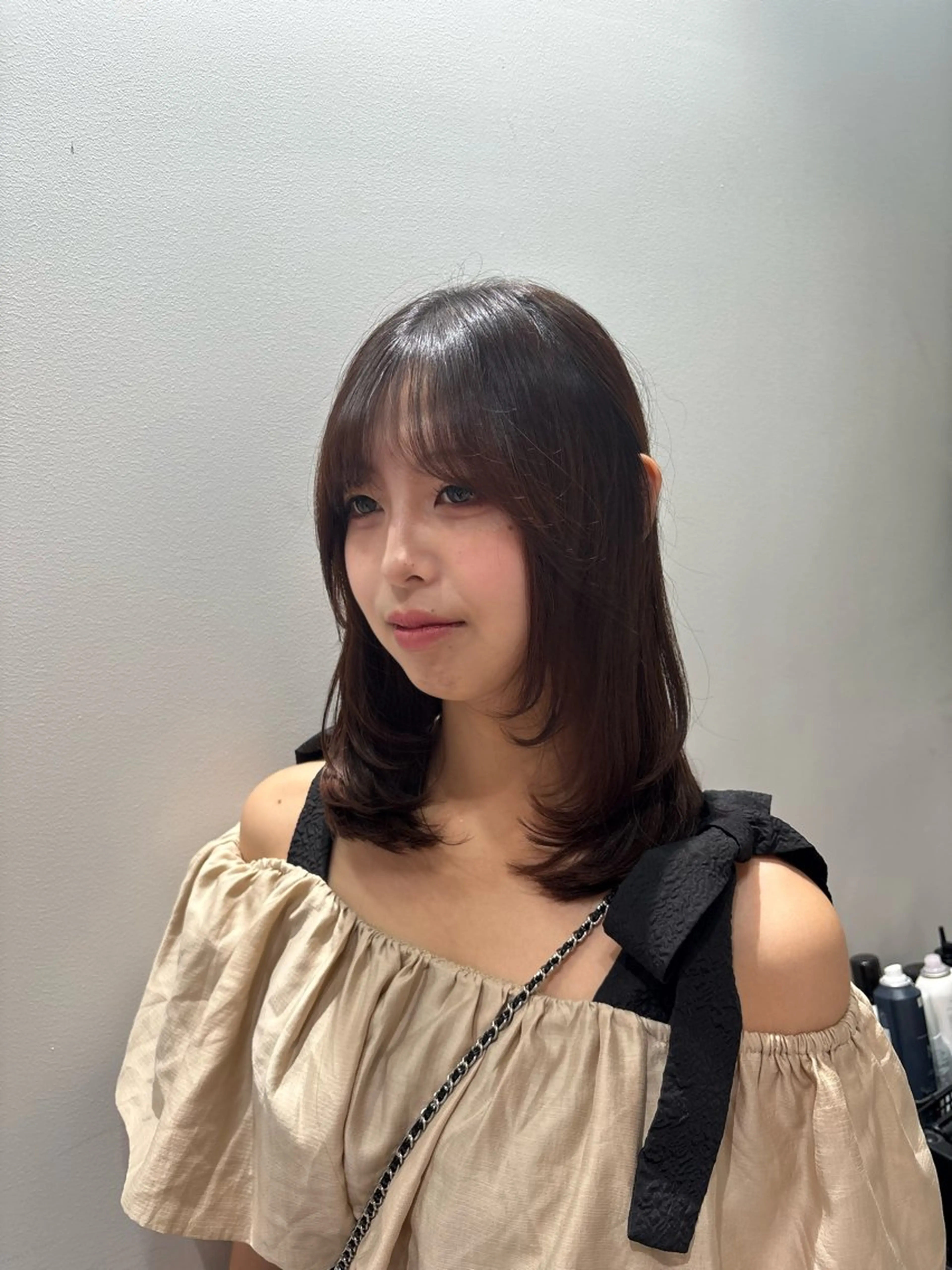 ミディアム レイヤーカット カット ブリーチ/マツエク 𝓡𝓲𝓷🫧のマツエク・マツパデザイン