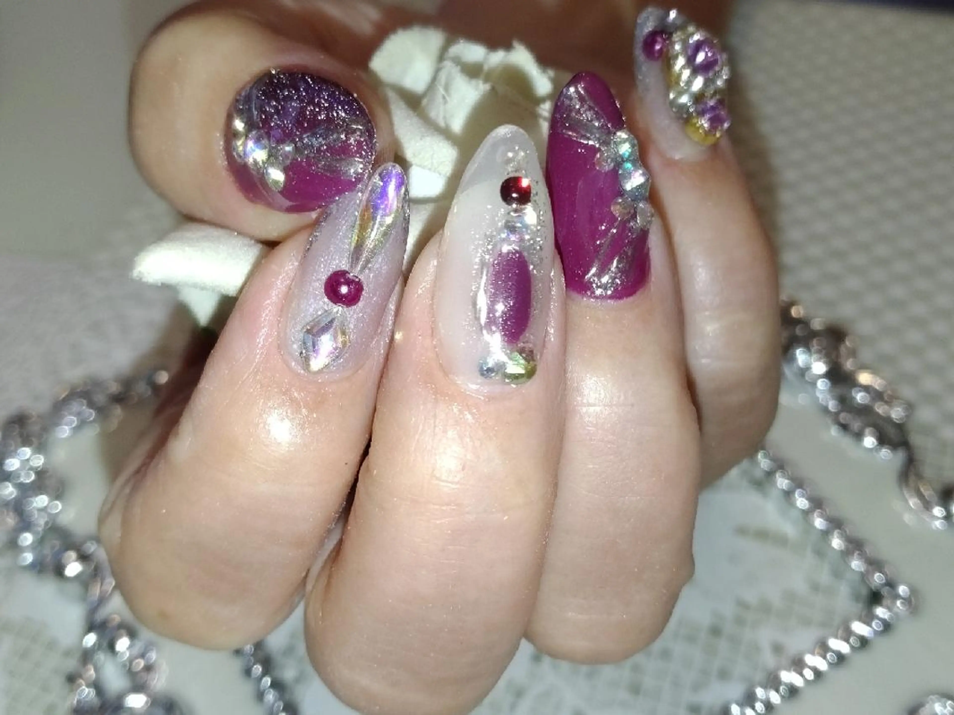 ネイル スカルプネイル エステとネイル ローズコンフォートのネイルデザイン