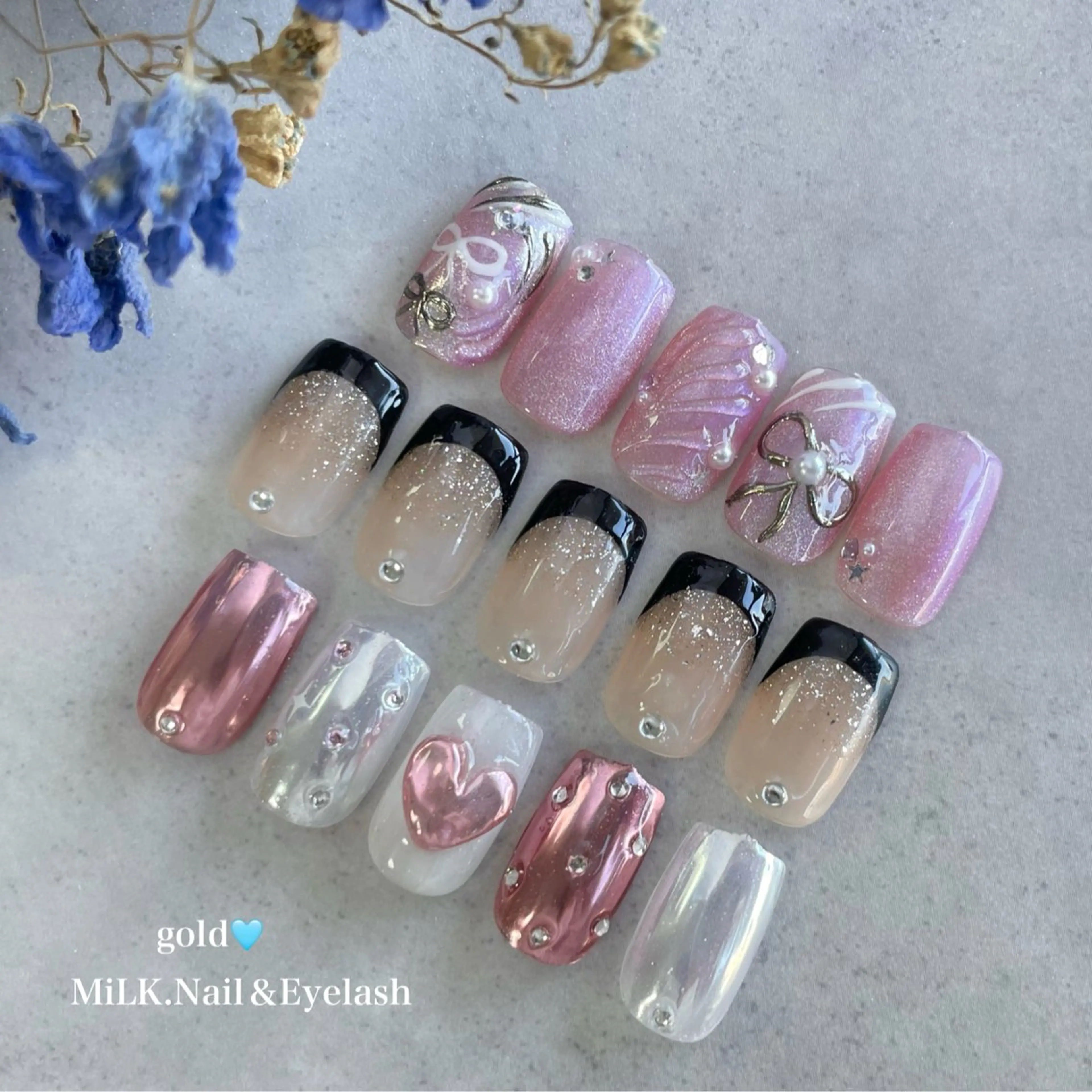 ネイル ゴールド ハンドネイル MiLK. wakaのマツエク・マツパデザイン