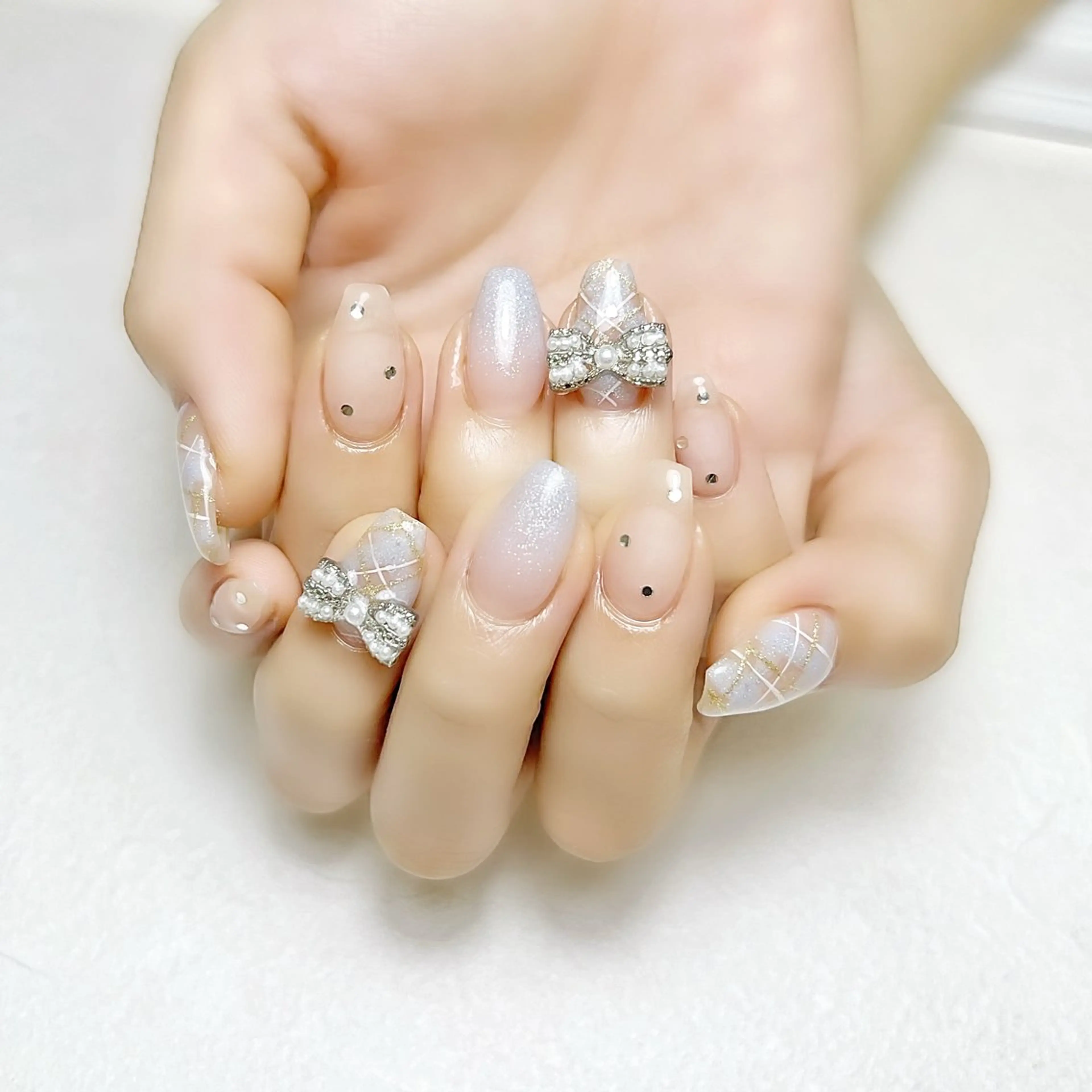 ネイル ブルー グラデーション キラキラネイル 夏ネイル rouse nail RISATOのネイルデザイン