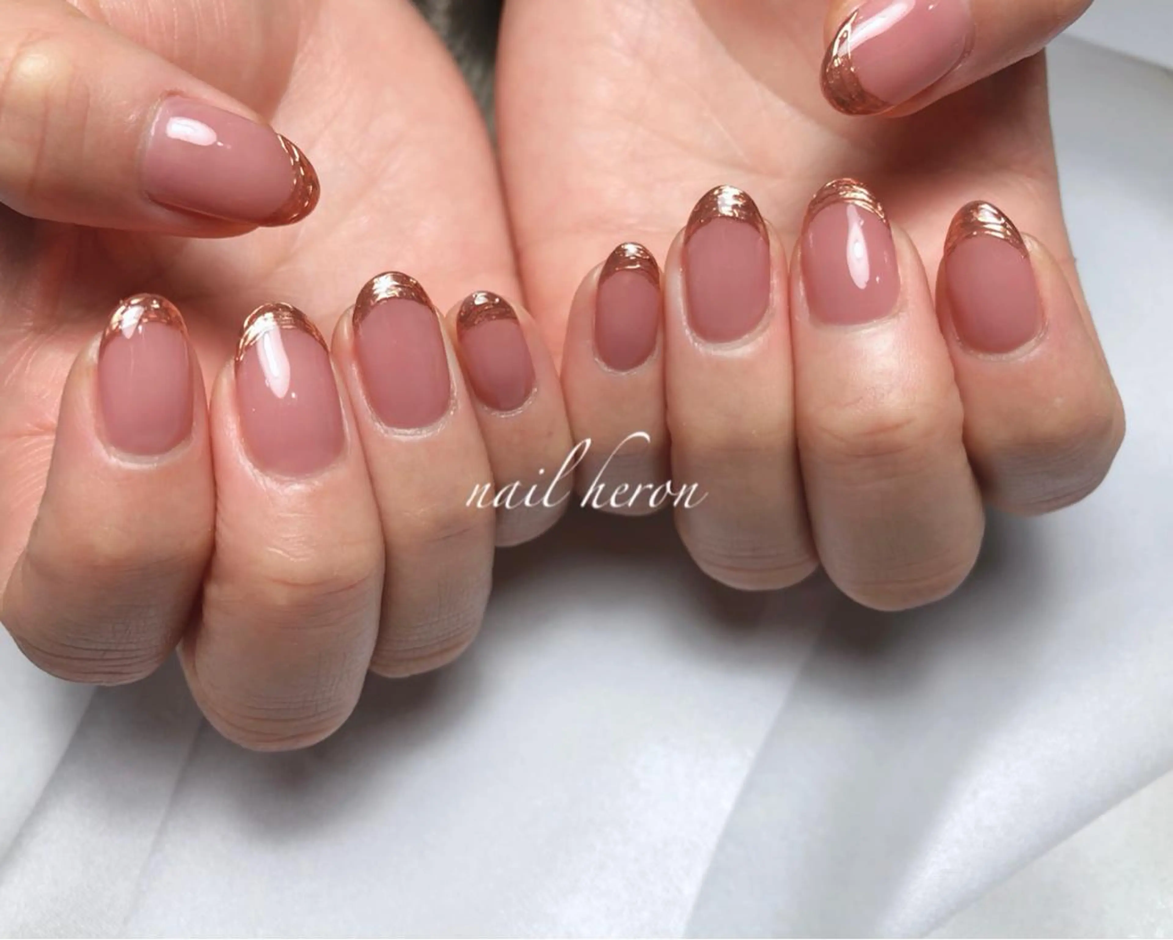 ネイル ミラーネイル ハンドネイル nail heron所属・saki_ nail heronのネイルデザイン