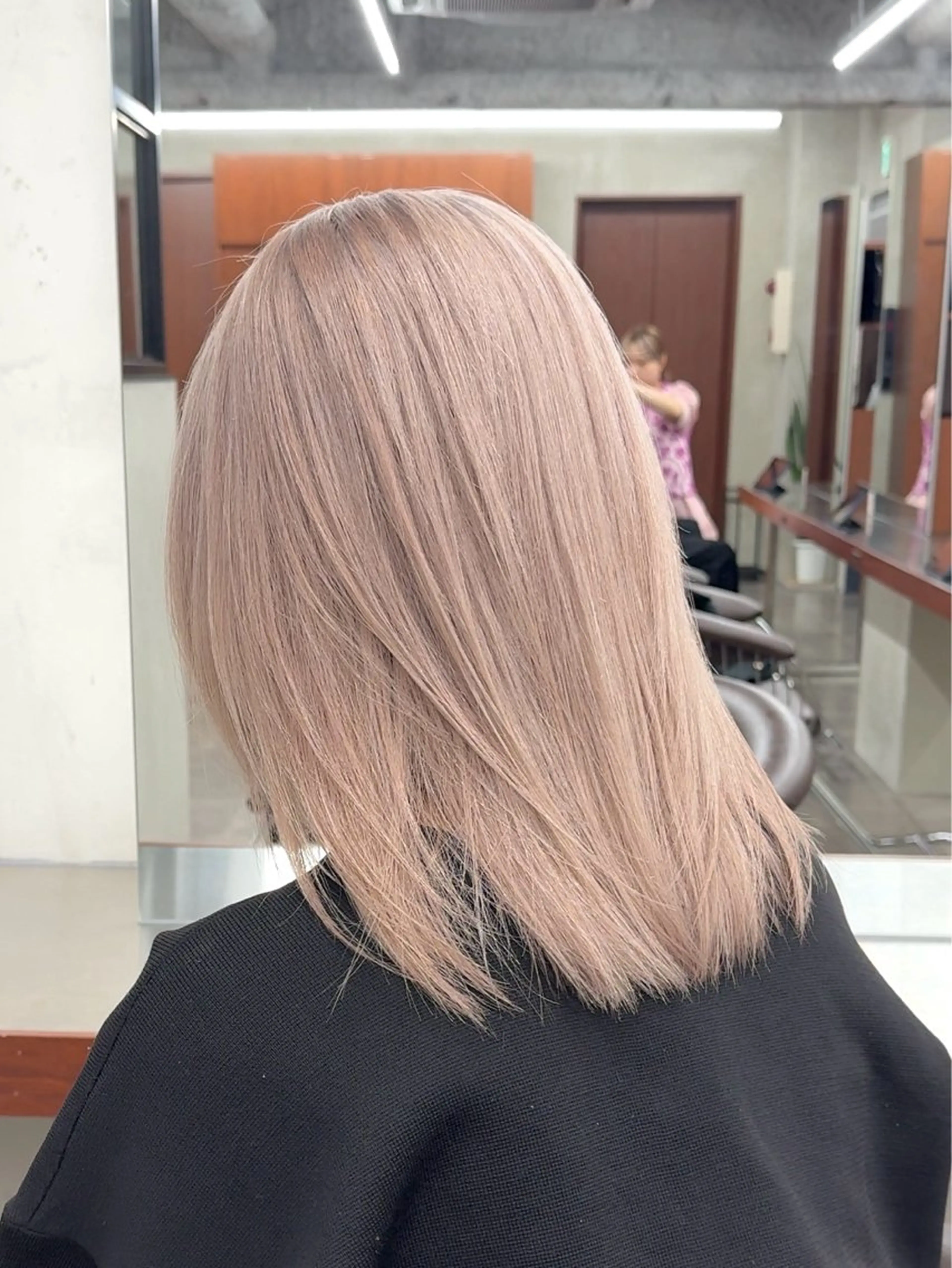 ロング カラー アッシュ ベージュカラー ブリーチ ケアブリーチ ダブルカラー カット ヘアカラー トリートメント ブリーチ ハイトーン 特化🌈フジタハルキのヘアスタイル