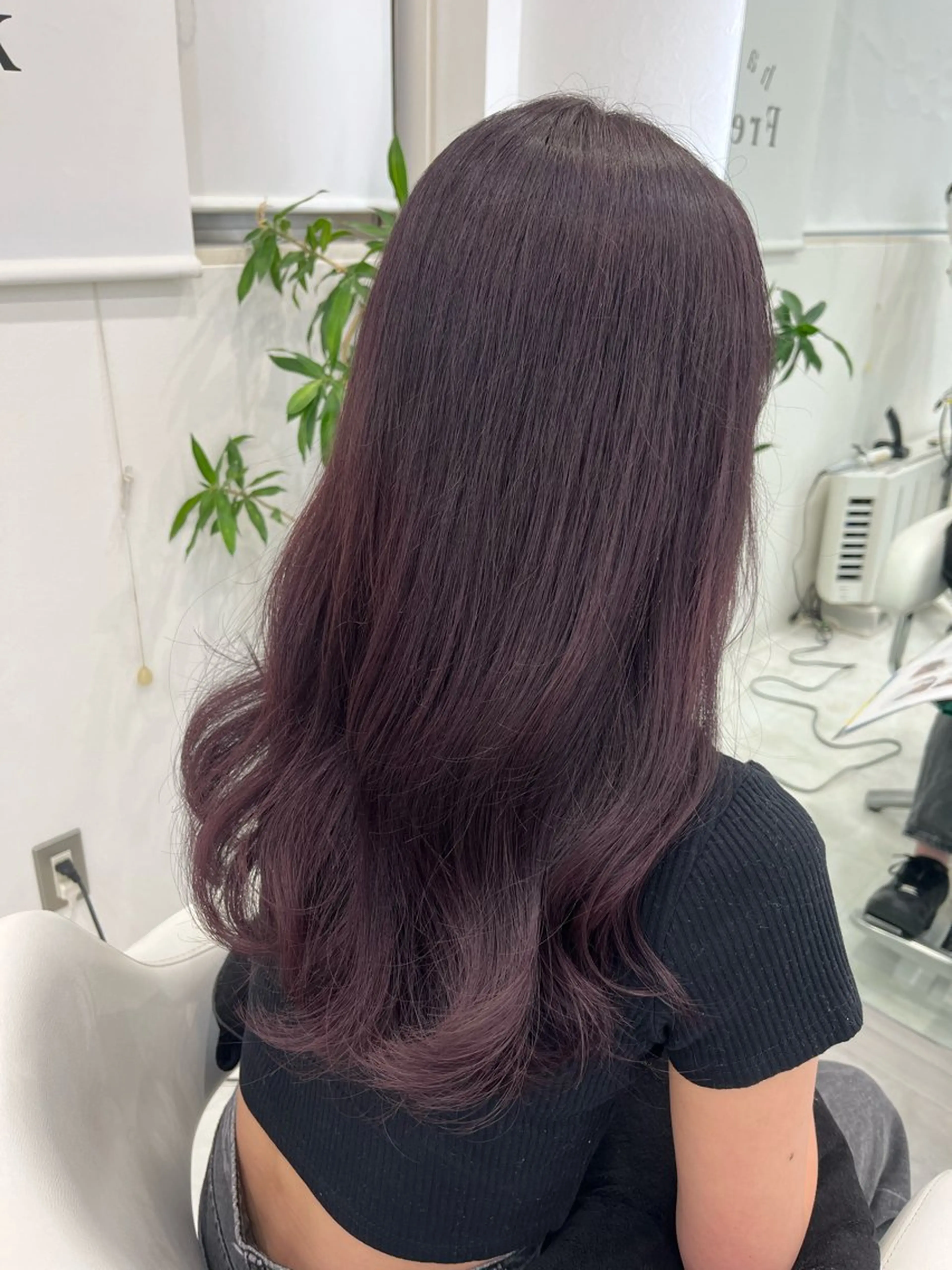 セミロング カラー バイオレットカラー カット ヘアカラー 山森 大地のヘアスタイル