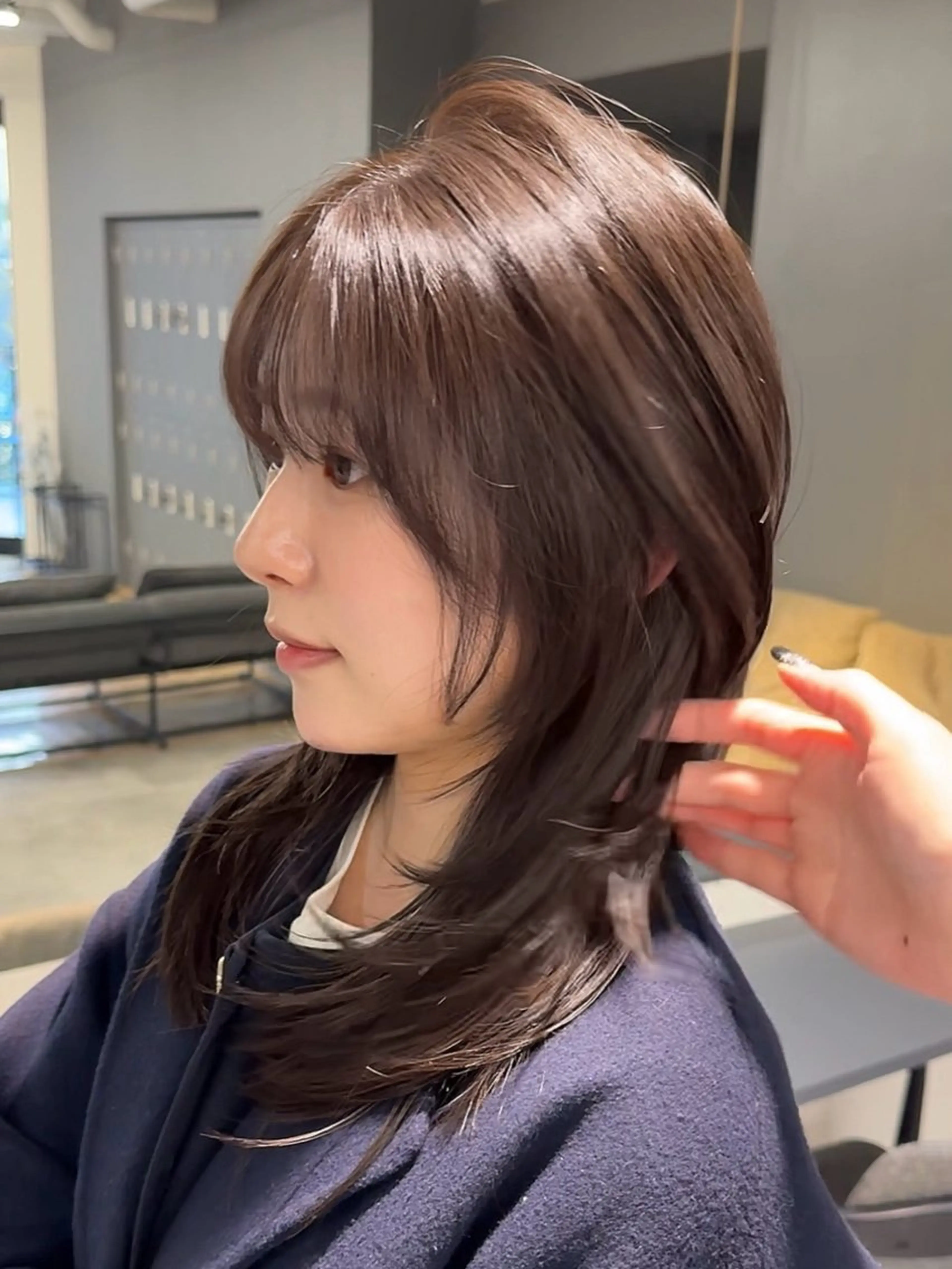 ミディアム 藤原 萌衣のヘアスタイル