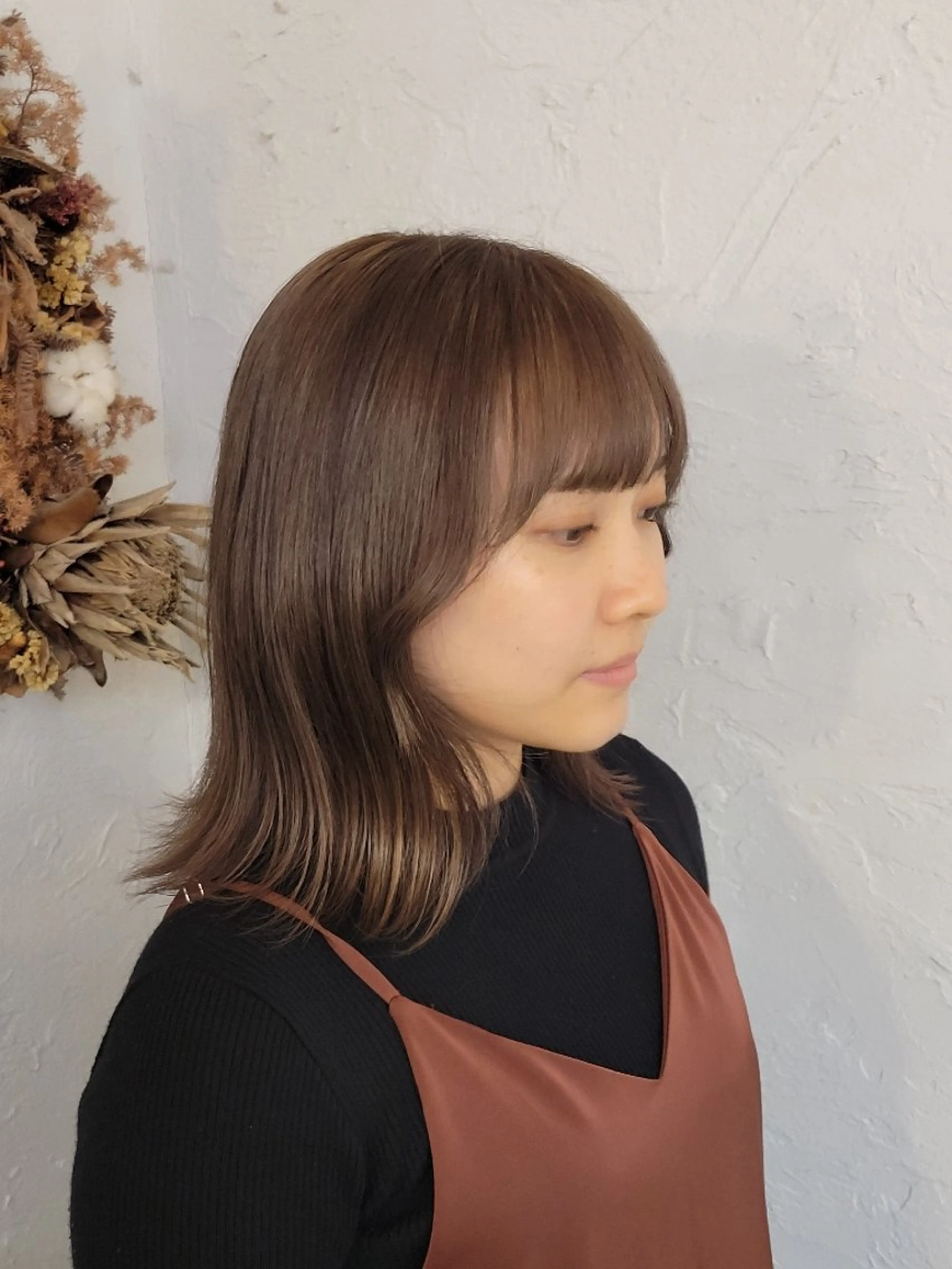 ミディアム 顔まわりレイヤー 顔周りカット 韓国風ヘア レイヤーカット 渡辺祐輔 レイヤー✂ 透明感🫧艶カラー✨のヘアスタイル