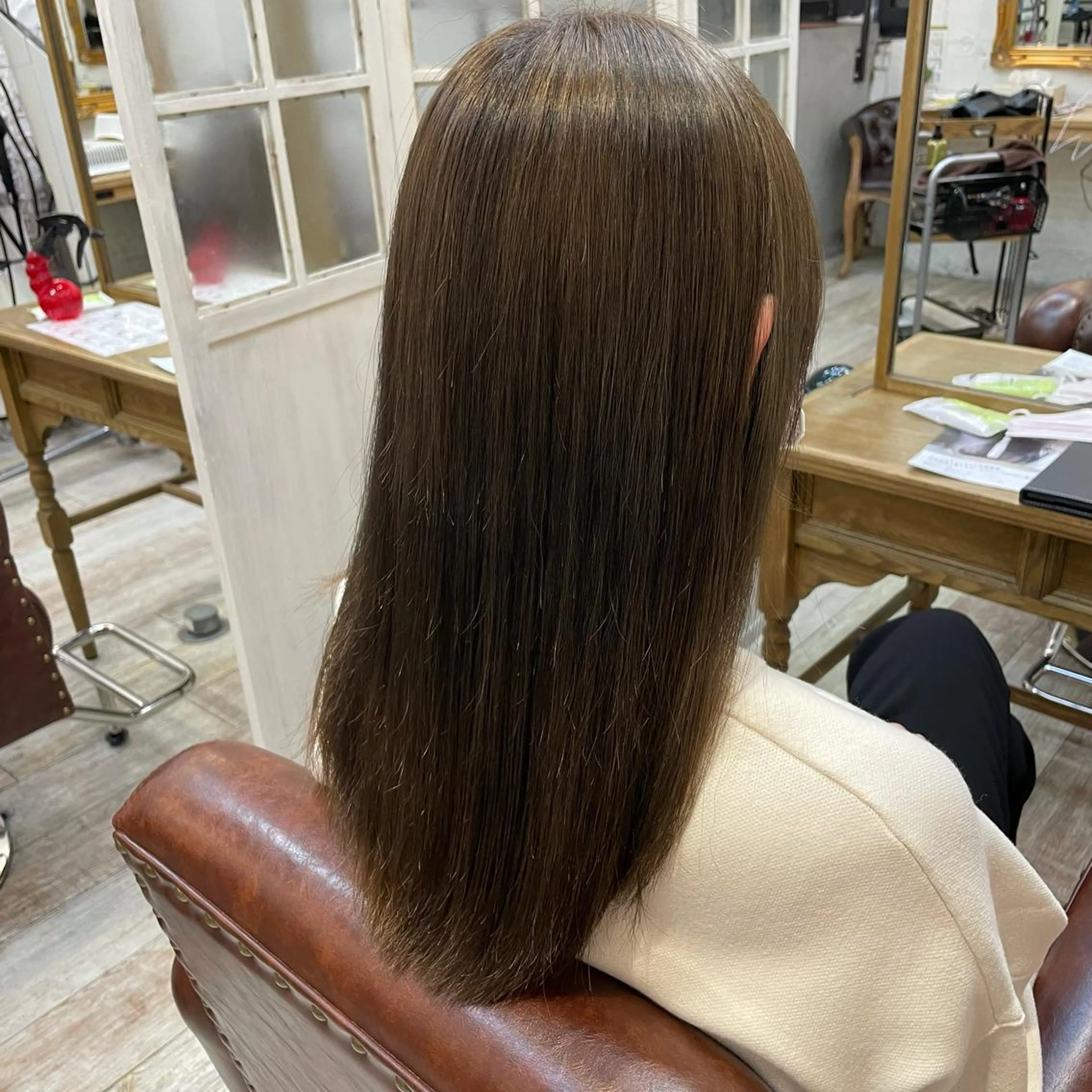 セミロング カラー Lewin 湊仁美の眉毛・アイブロウイメージ