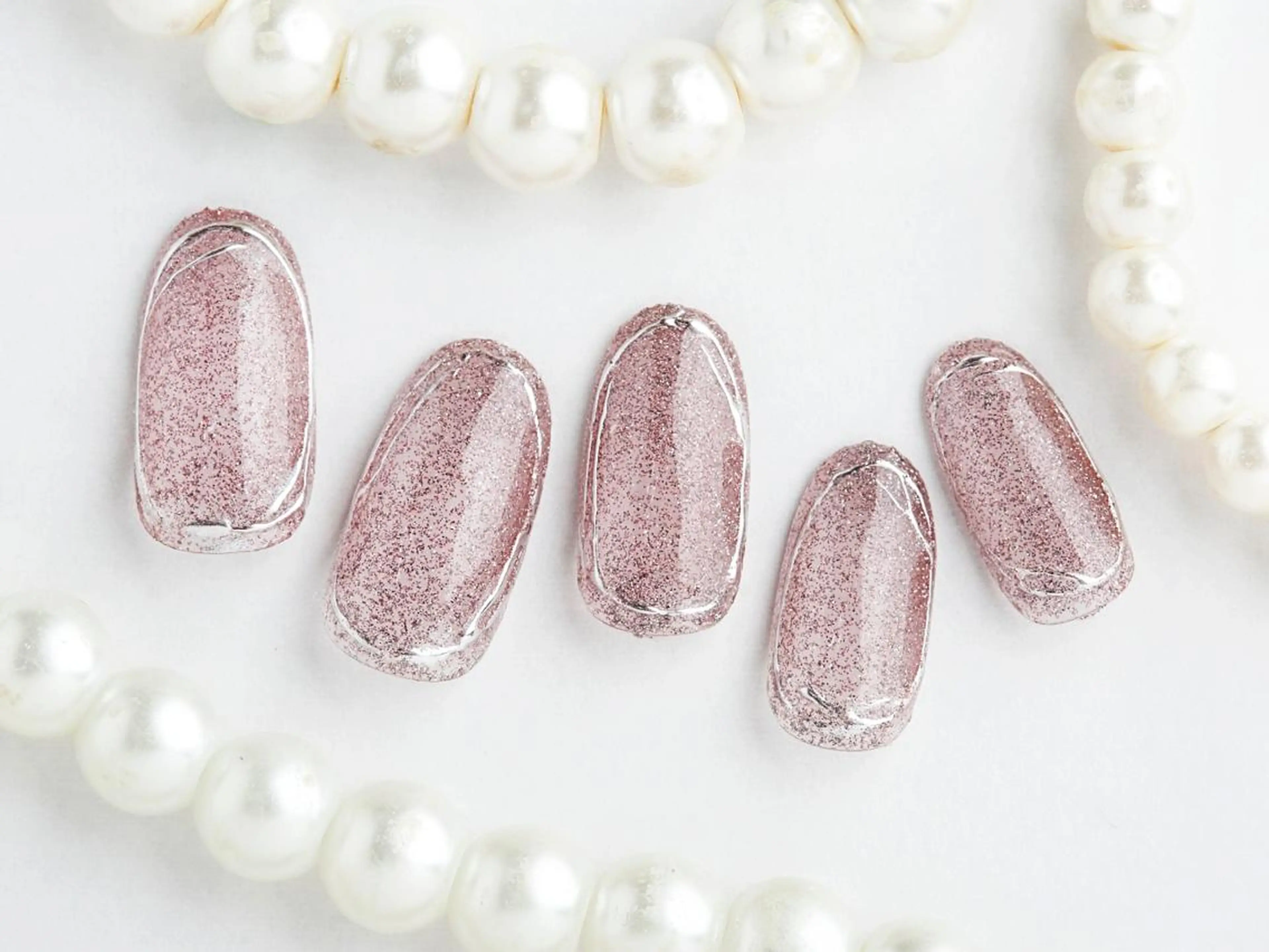 ネイル Tiary Nail Fのネイルデザイン