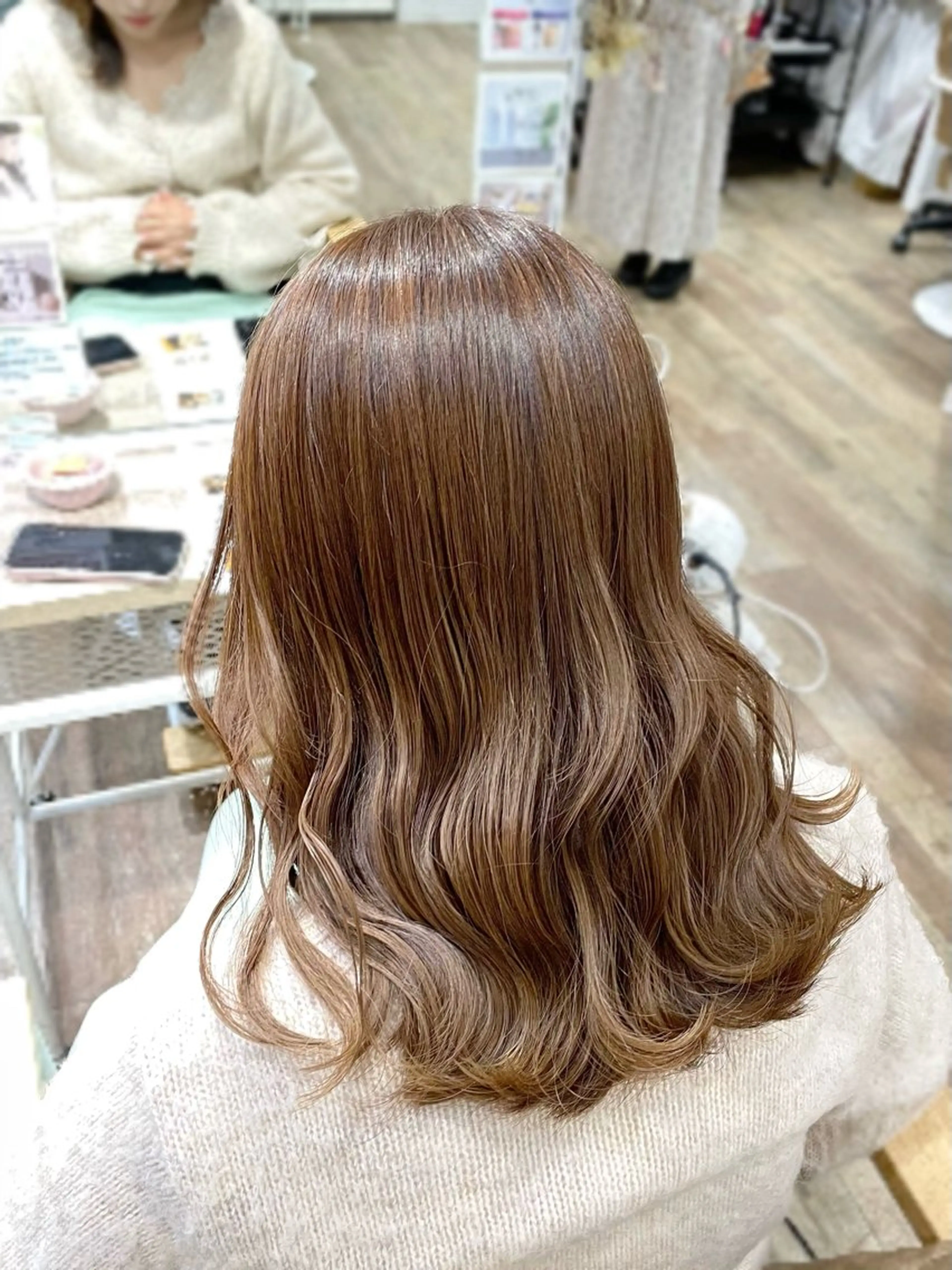 セミロング カラー ピンク・ラベンダー/ レイヤー/NANAのヘアスタイル