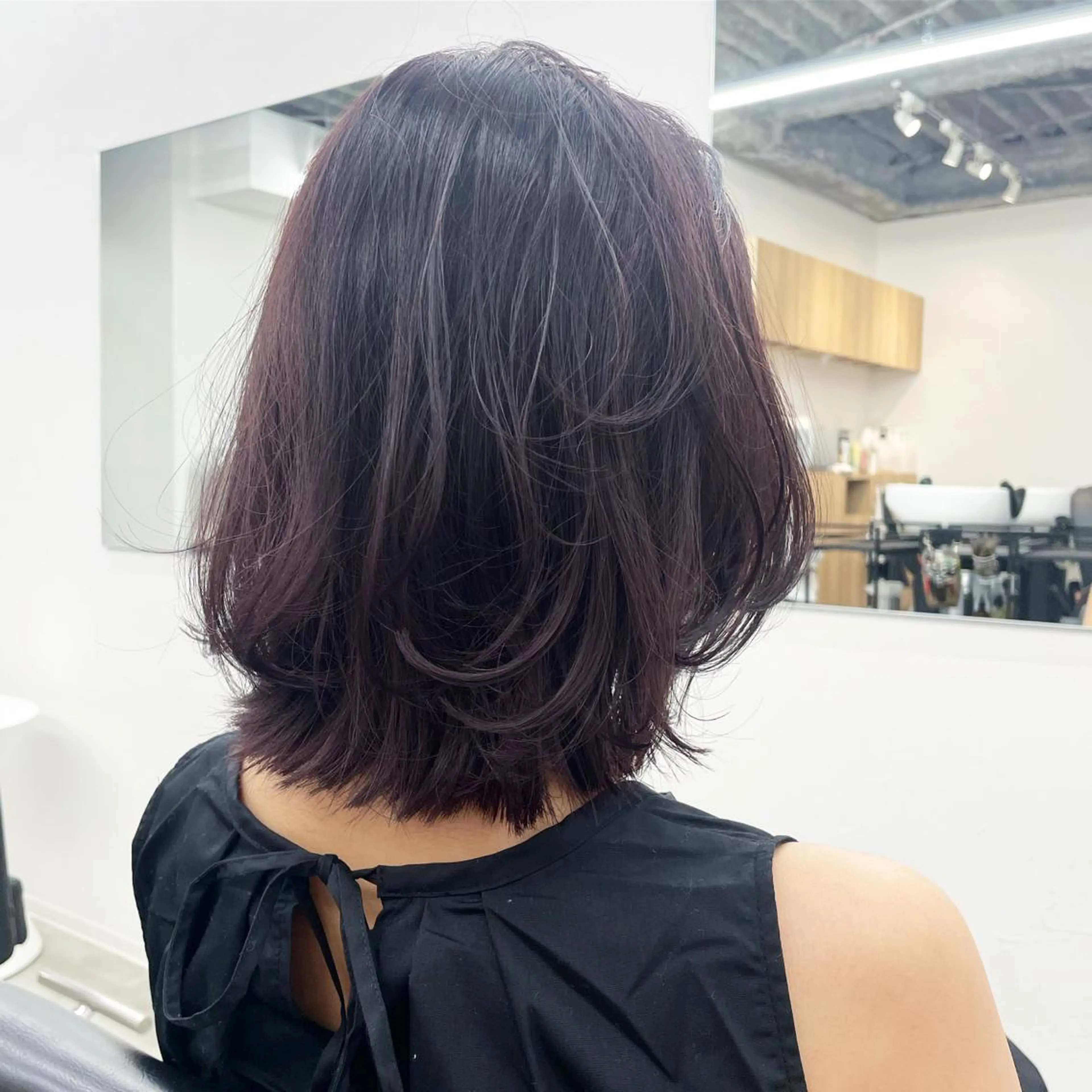 ミディアム カラー セルフホワイトニング Ines渡辺リエのその他イメージ