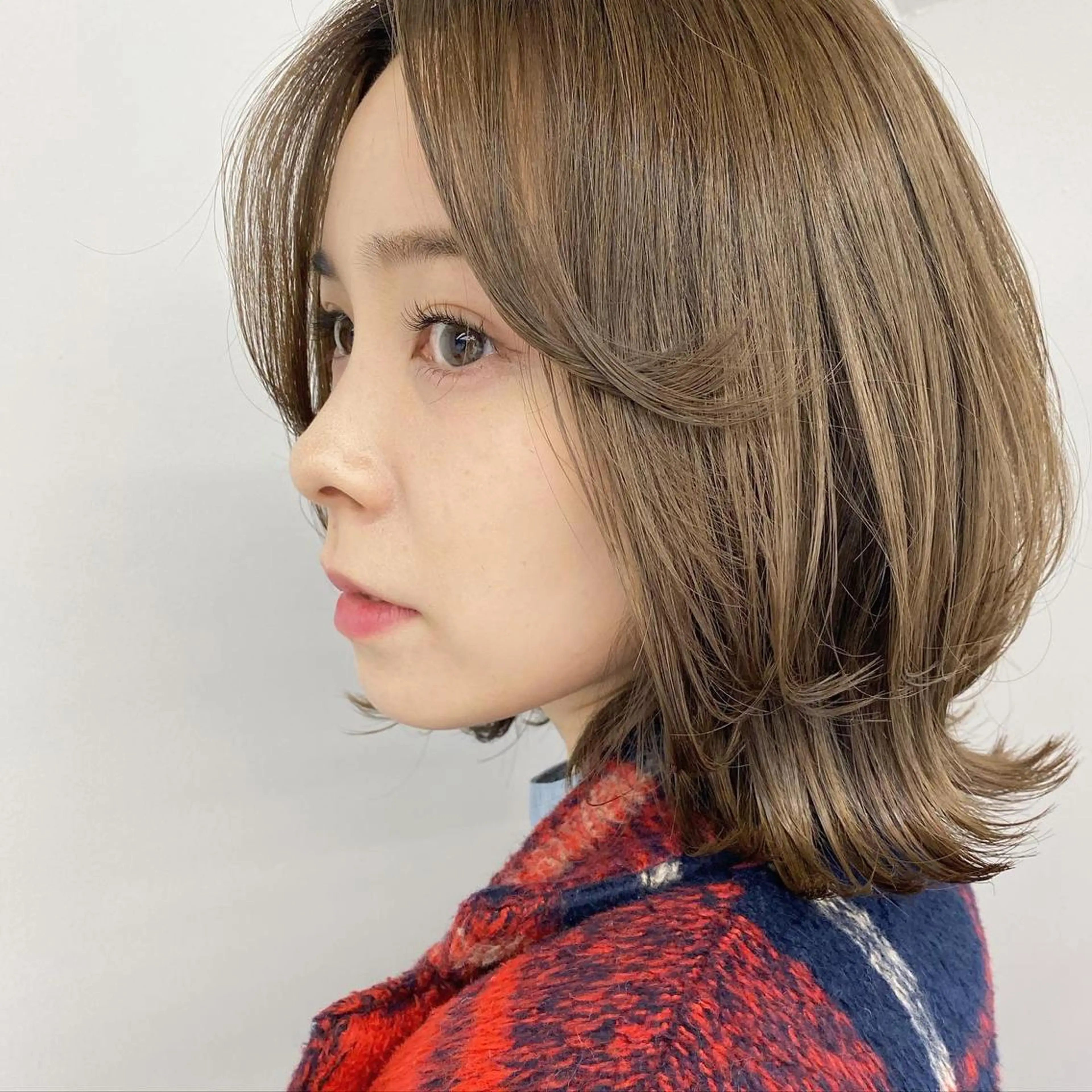 ミディアム カラー カット ヘアカラー トリートメント ✨大人韓国レイヤー ✨吉原 潤✨のヘアスタイル