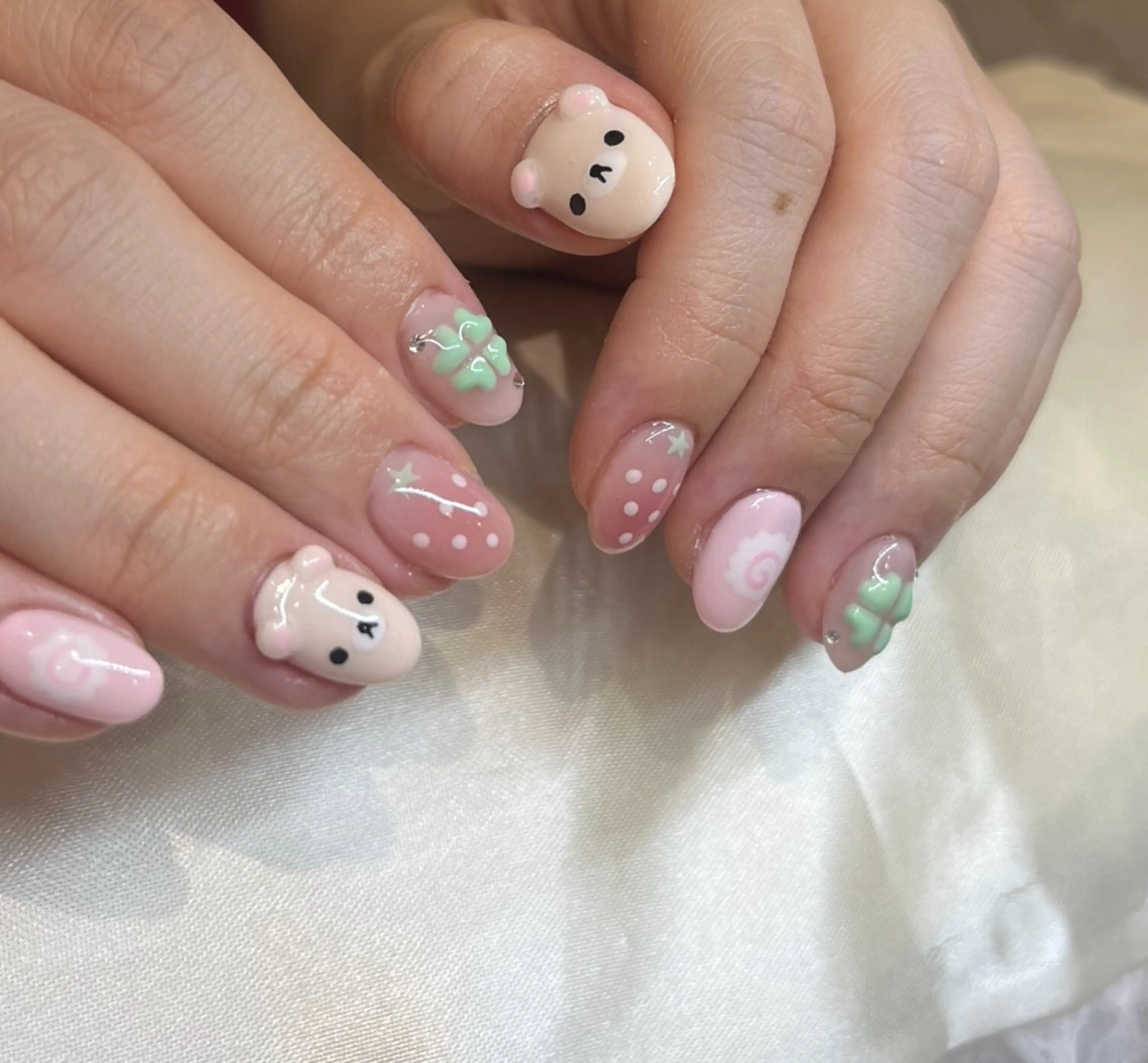 ネイル 🎀Earth chihiro🤍のネイルデザイン