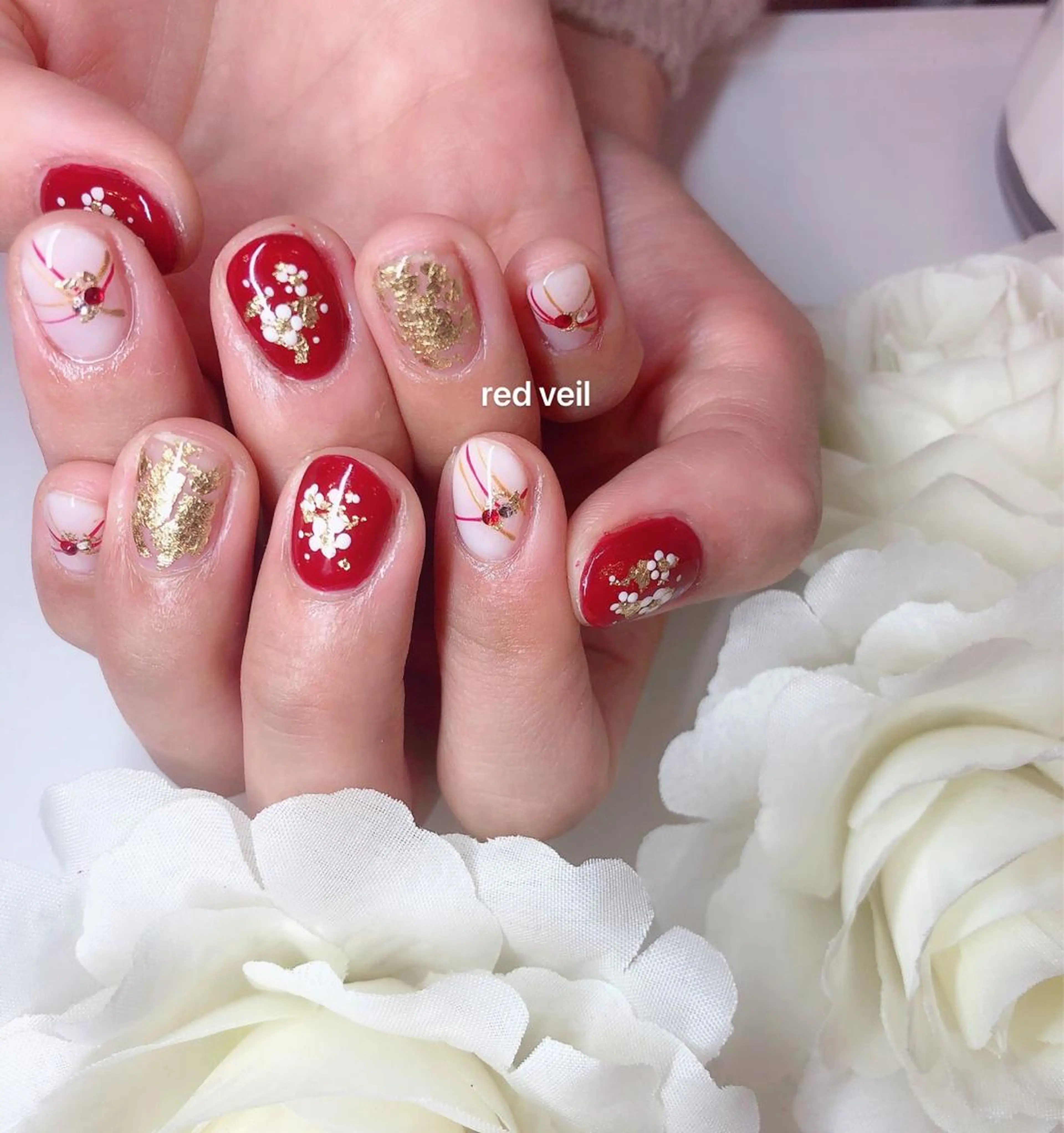 ミディアム ネイル 長さ出し専門 nynaのネイルデザイン