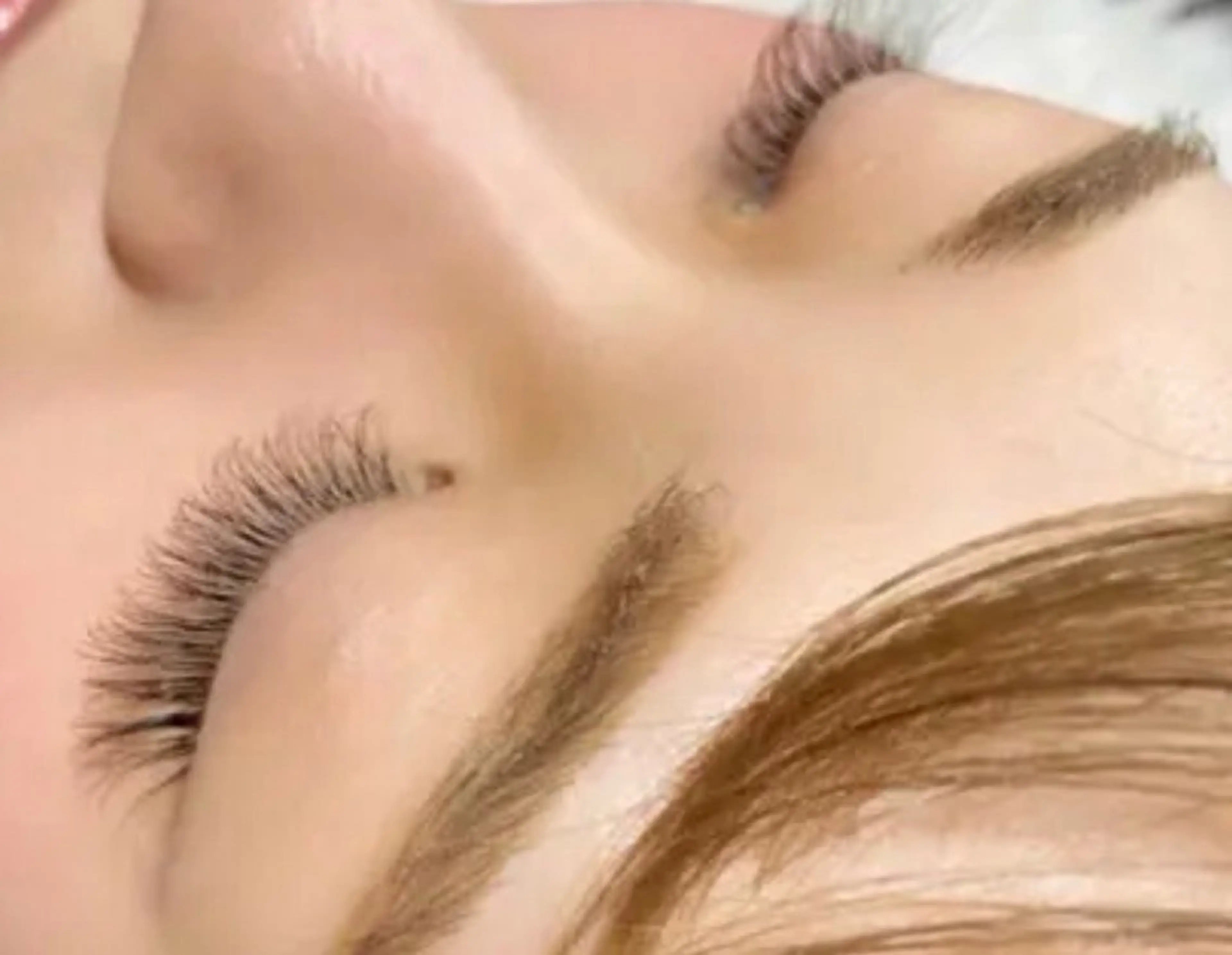 マツエク・マツパ unnon【アンノン】眉毛アイブロウ&マツエク・まつげパーマ所属・アンノン 若林 小梅のマツエク・マツパデザイン