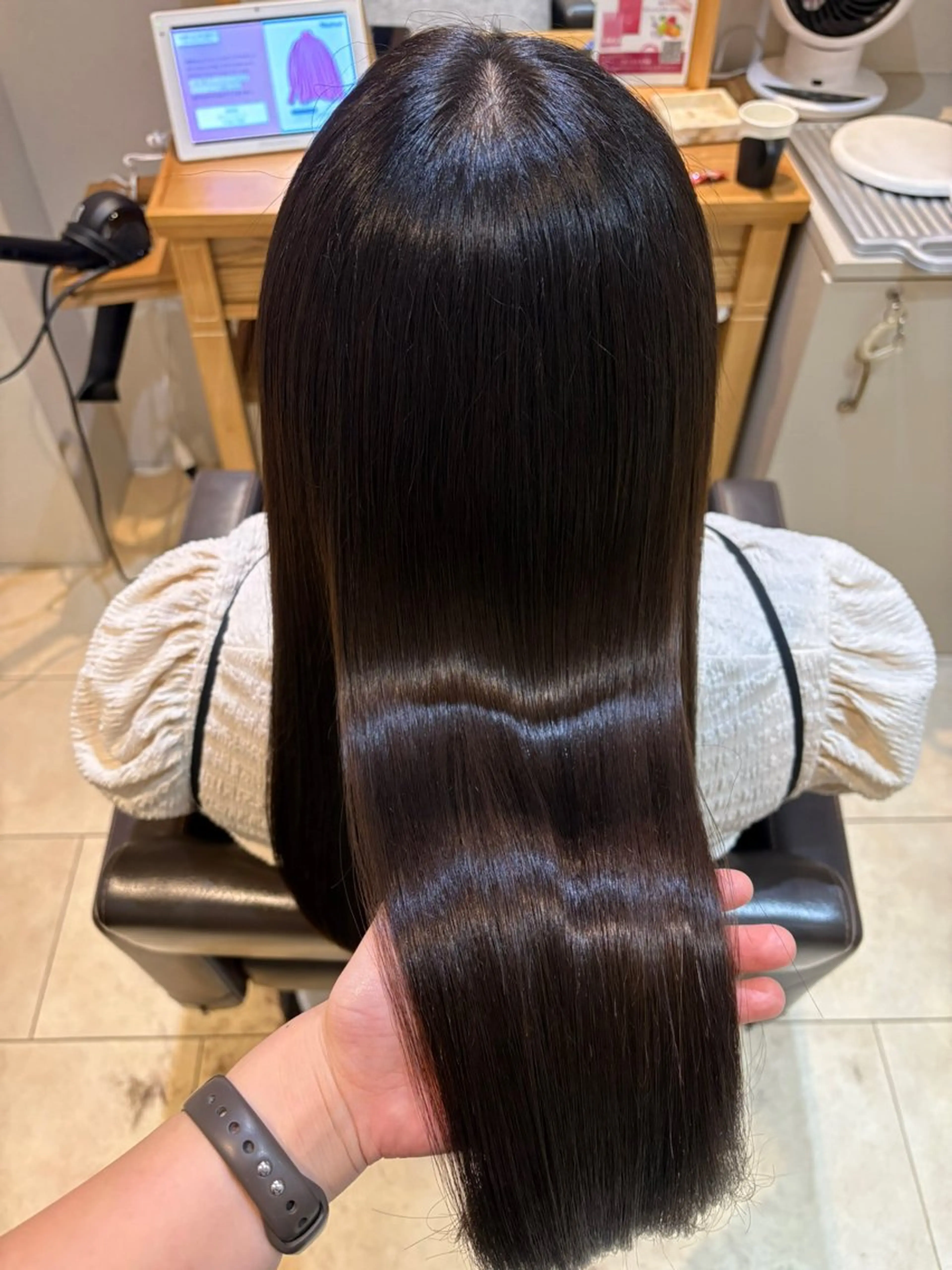 【平日限定◎】髪質改善ケアカラー＋TOKIOトリートメントの写真