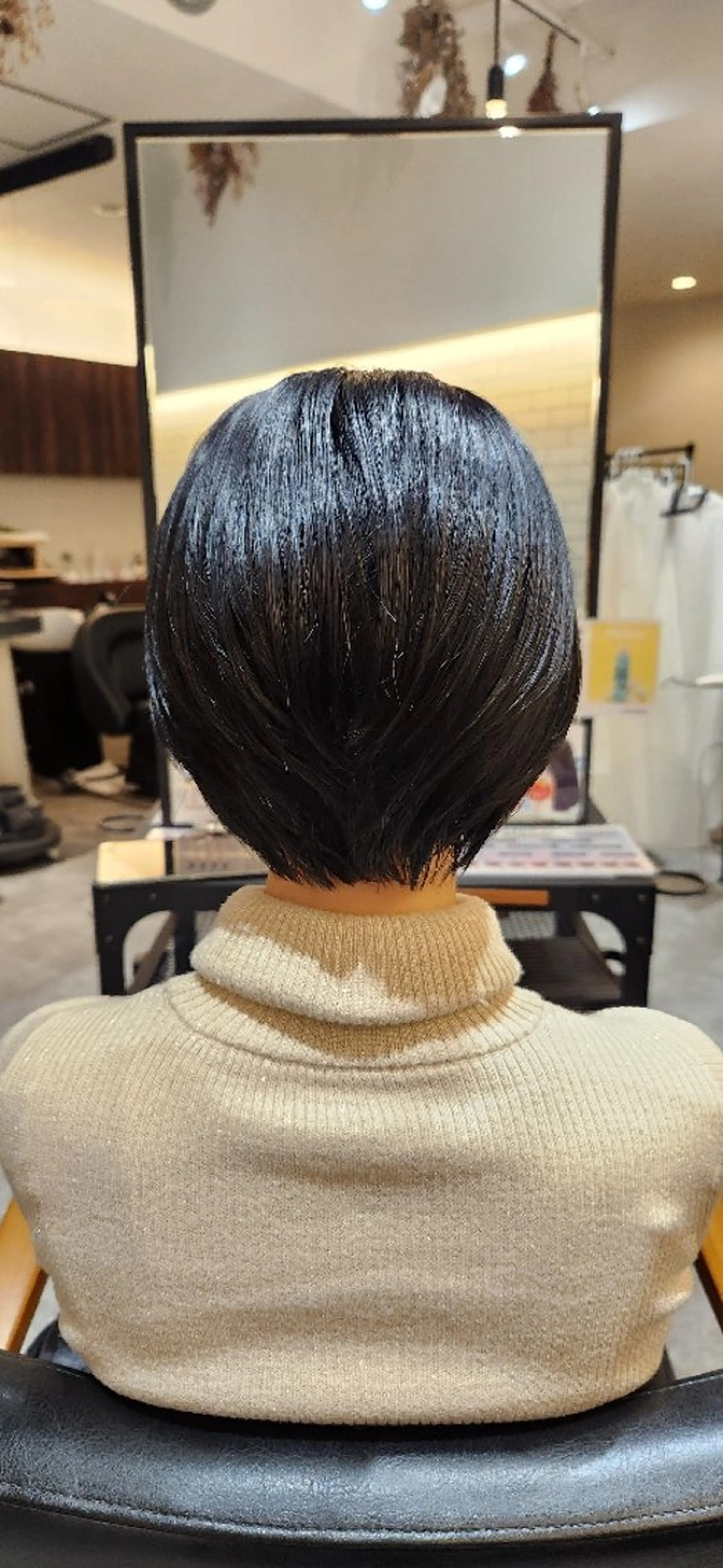 ショート OVAL hair はづきのヘアスタイル