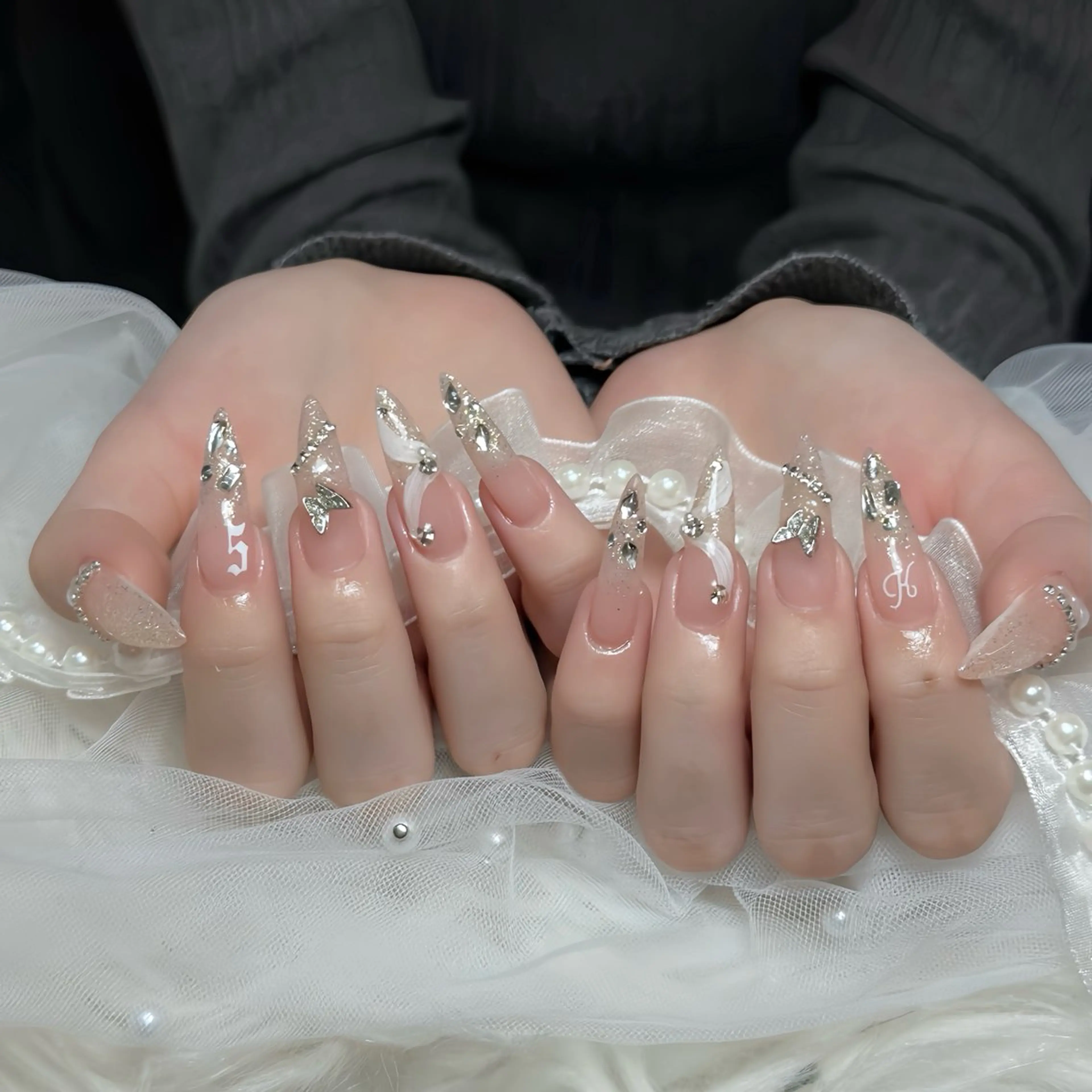 ネイル オーロラネイル ボルドー ブラウン 氷ネイル・うるうるネイル キラキラネイル ハンドネイル Julli ジュリのネイルデザイン