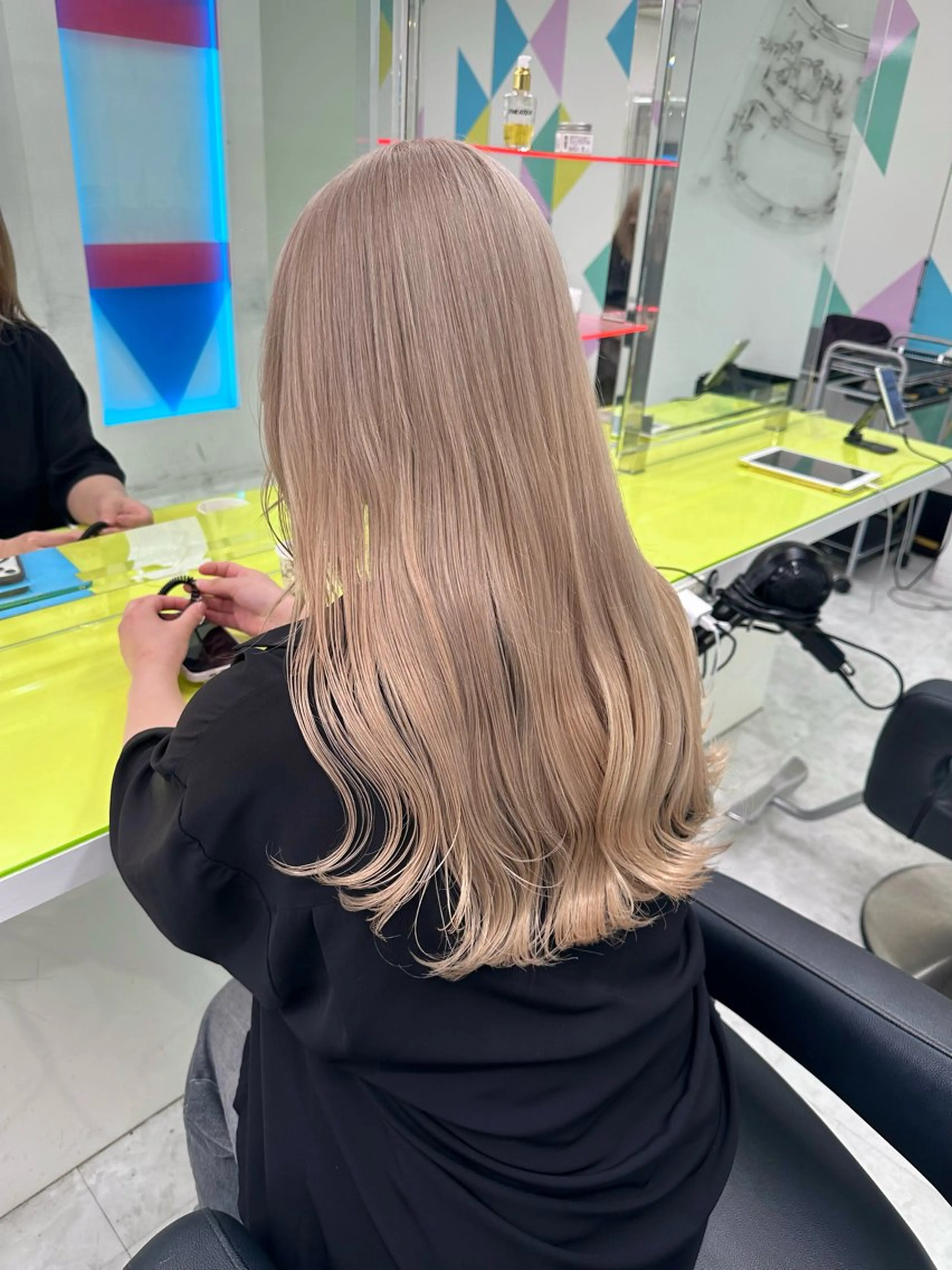 ロング カラー ヘアアレンジ メンズ ヘアカラー トリートメント ヘッドスパ ヘアセット 🌈トレンドヘア 🌈WATARU🌈のヘアスタイル