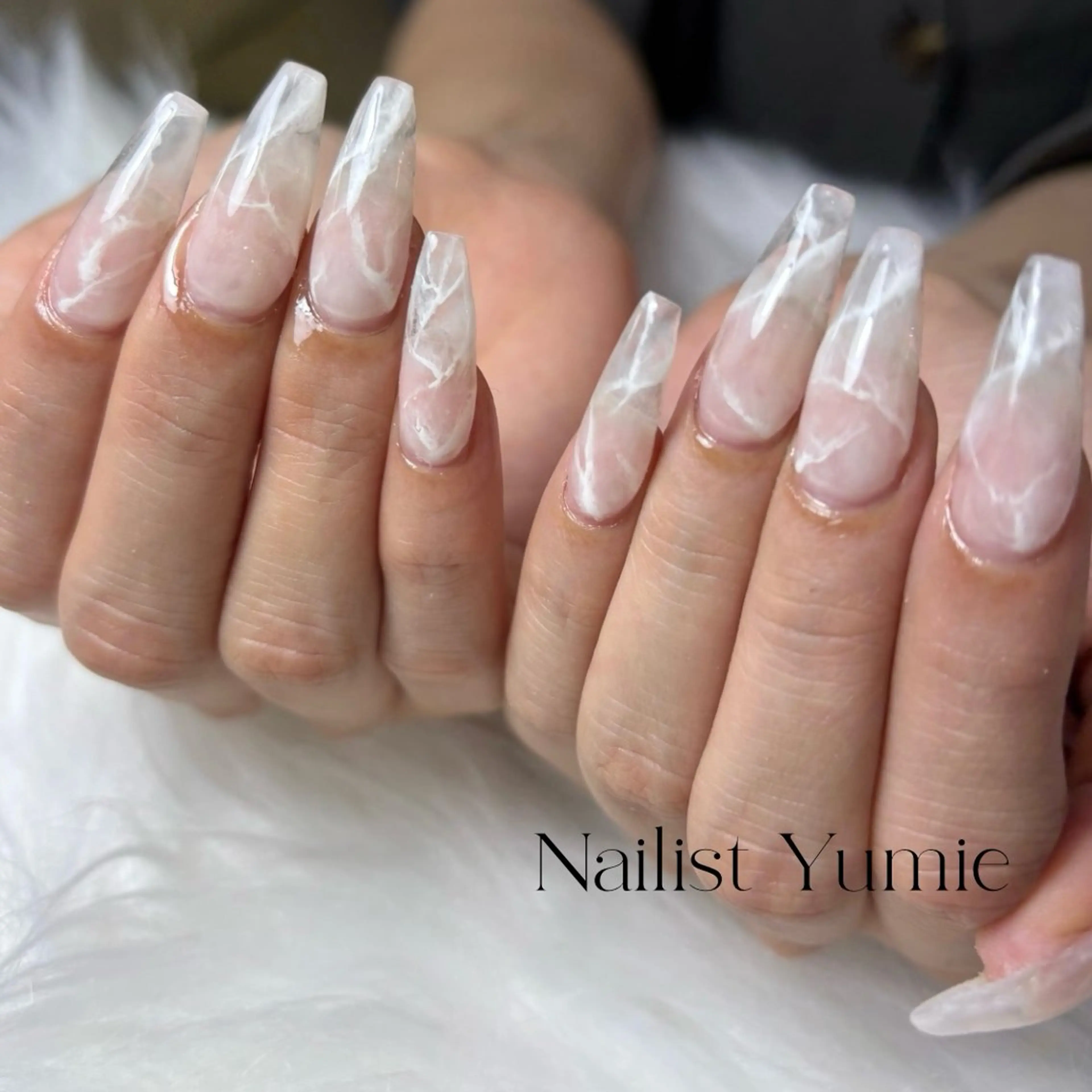 ネイル 大理石ネイル(マーブル) ハンドネイル NAILSALON en+所属・NAILSALON en+沖縄市美原のネイルデザイン
