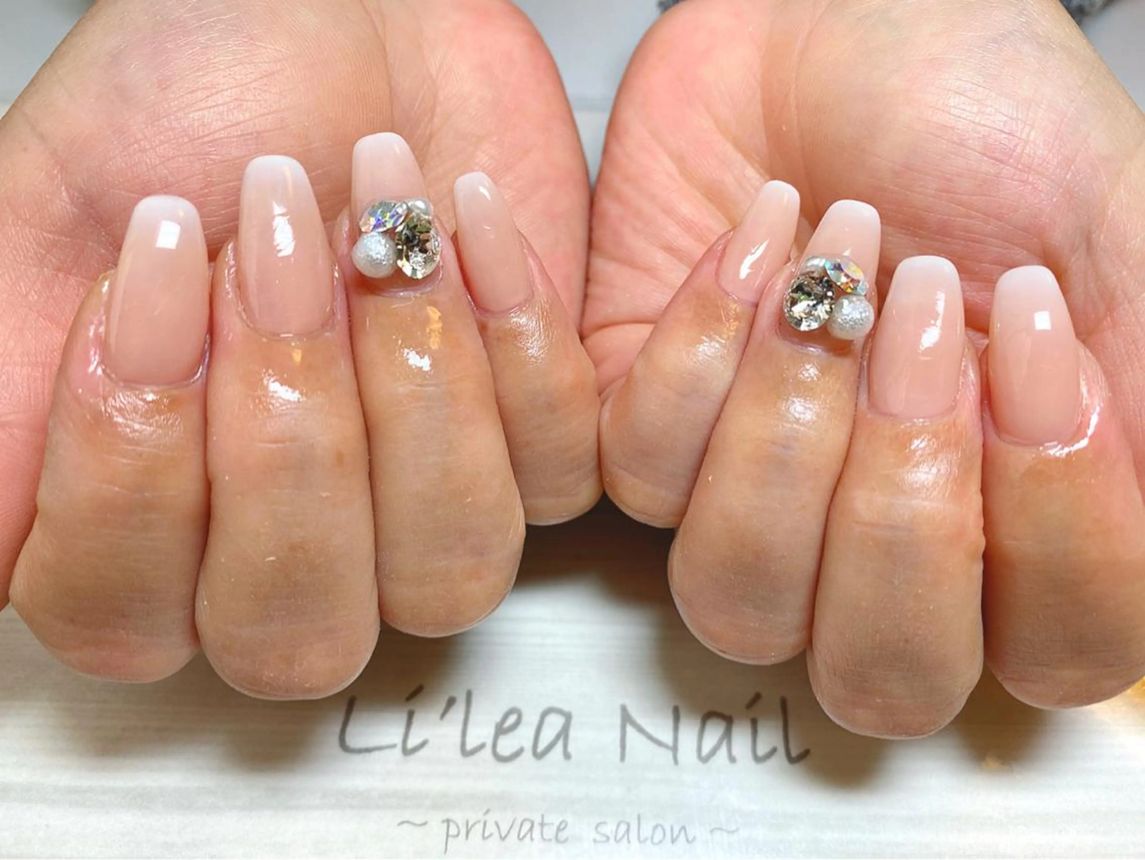 ネイル Li'leaNail AINAのネイルデザイン